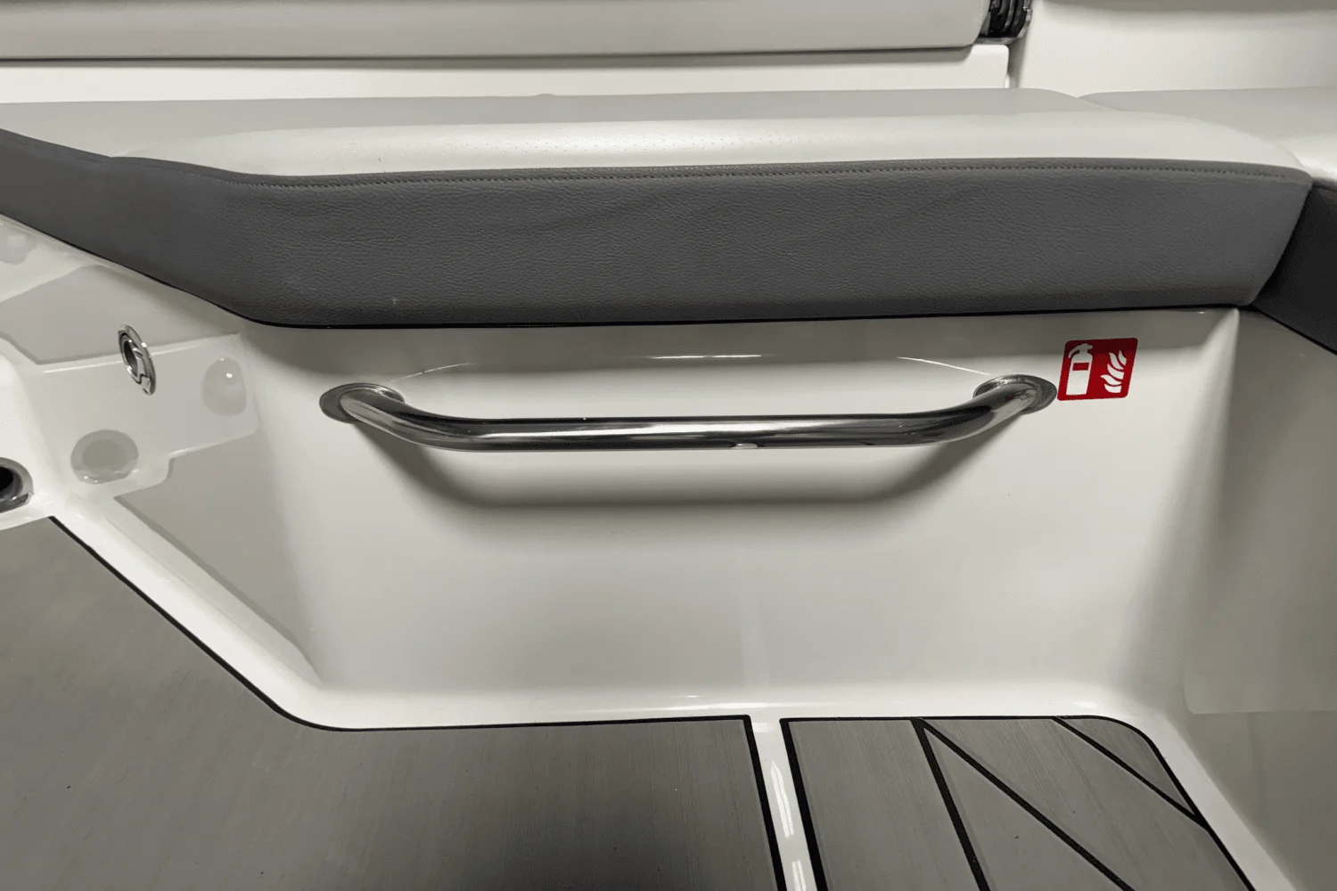 2025 Sea Ray SDX 270 Surf Image Thumbnail #26