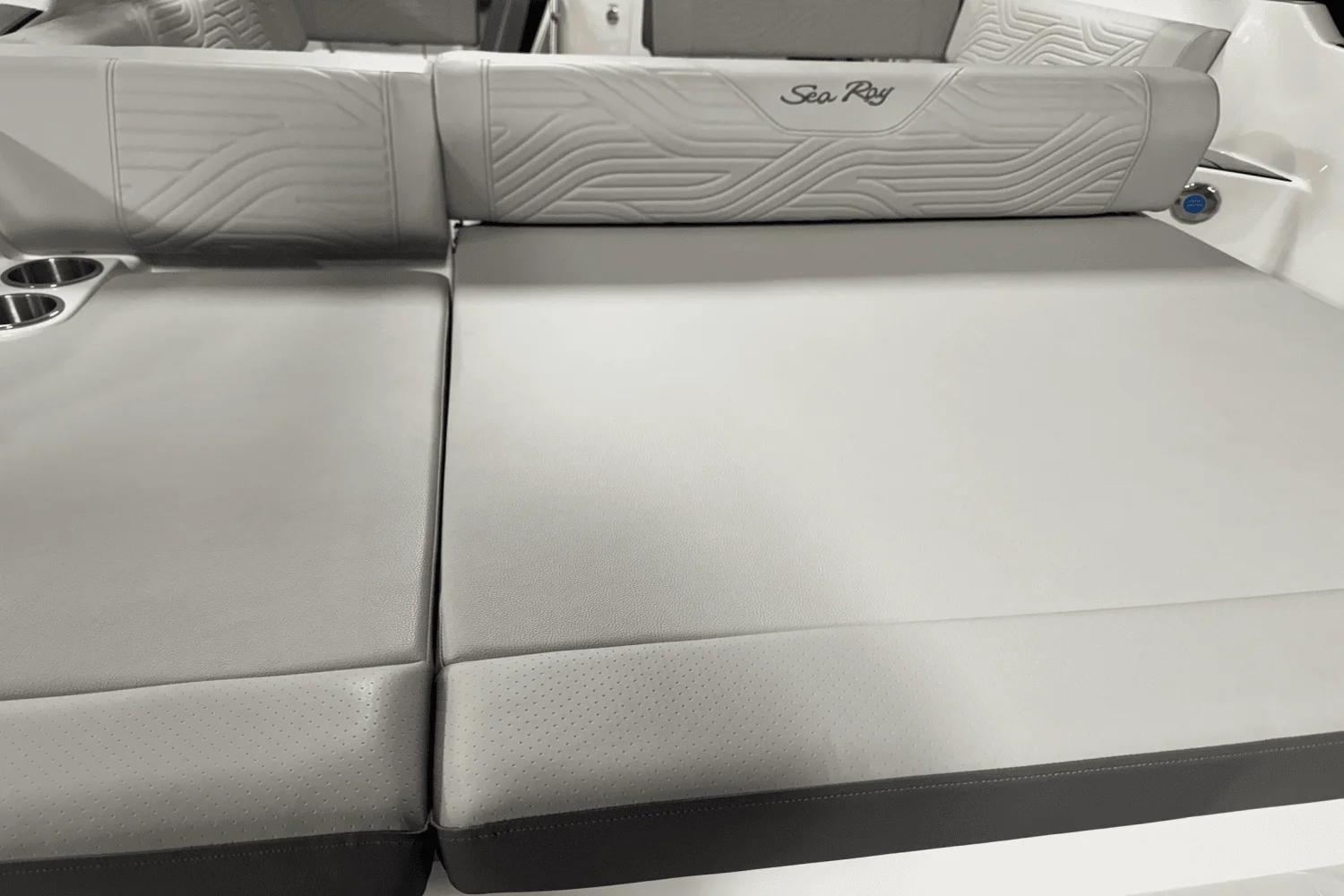 2025 Sea Ray SDX 270 Surf Image Thumbnail #14