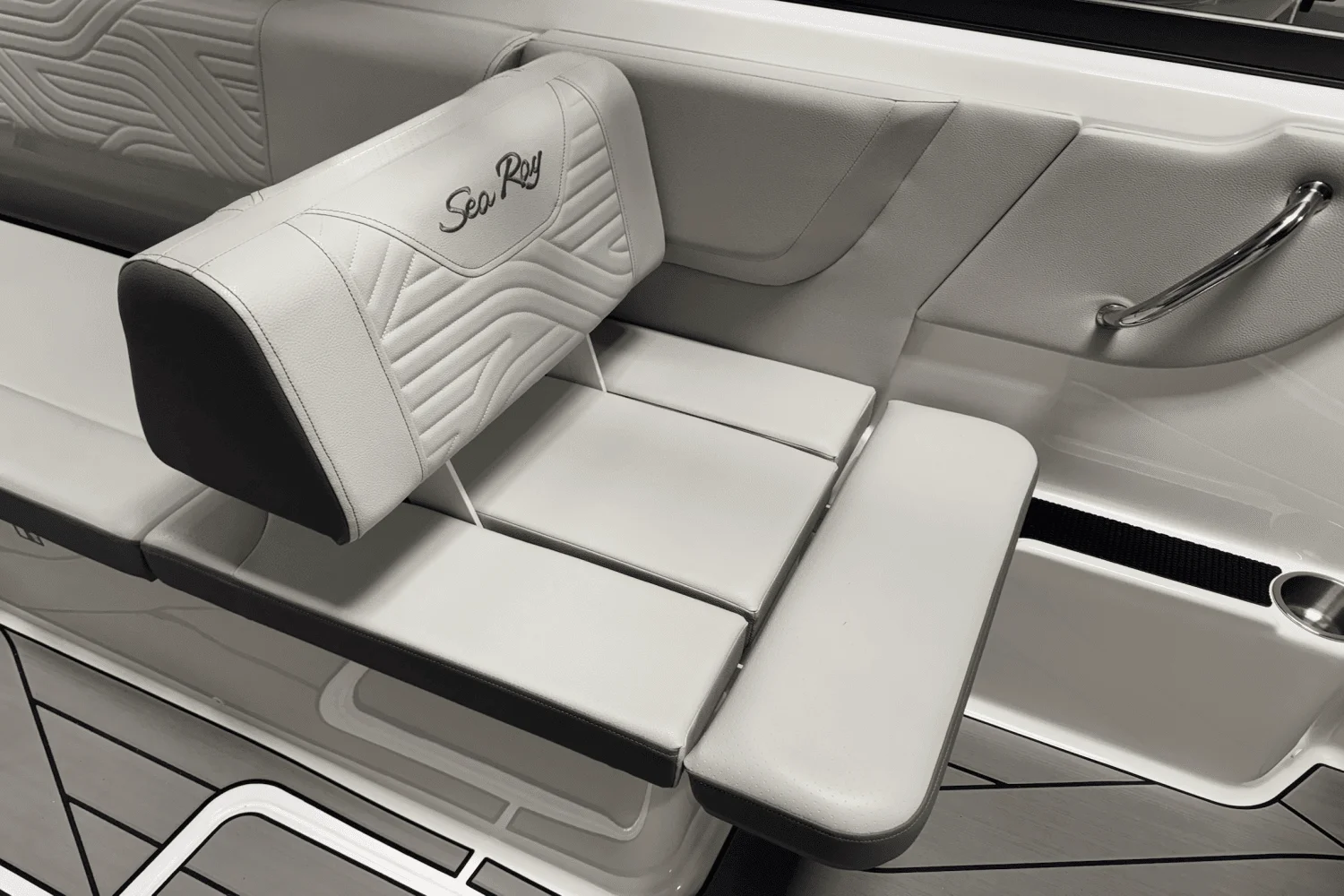 2025 Sea Ray SDX 270 Surf Image Thumbnail #50