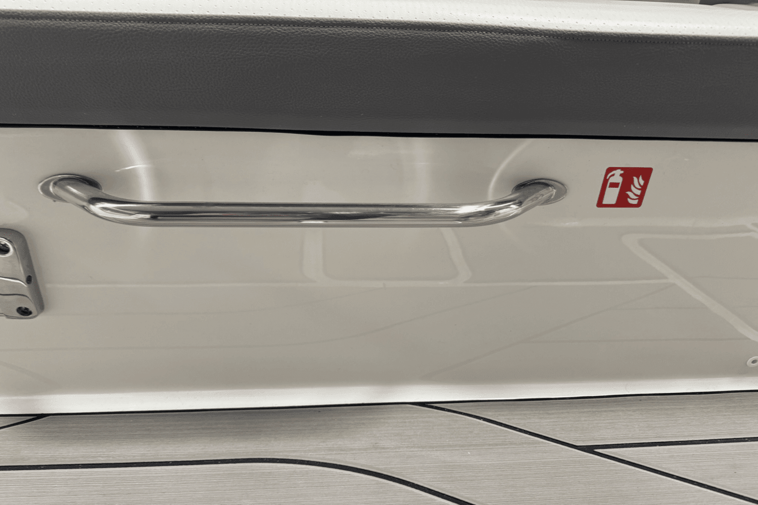 2025 Sea Ray SDX 270 Surf Image Thumbnail #36