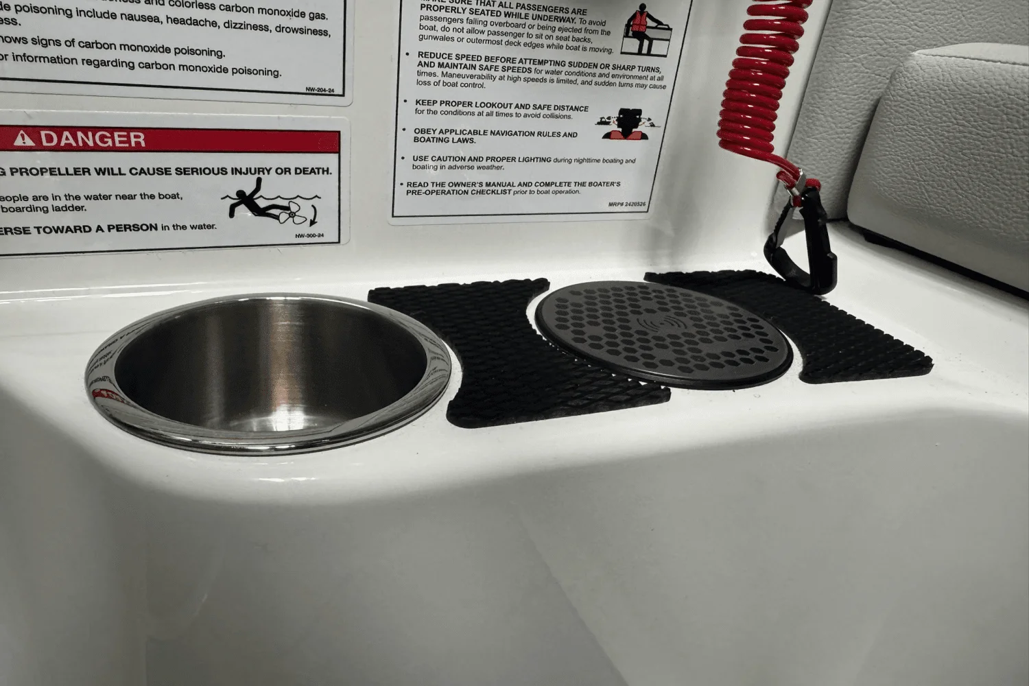 2025 Sea Ray SDX 270 Surf Image Thumbnail #40