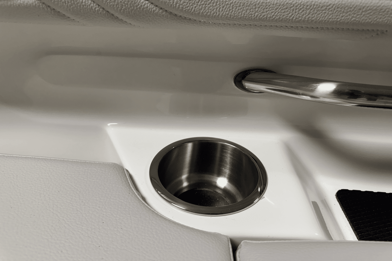 2025 Sea Ray SDX 270 Surf Image Thumbnail #77