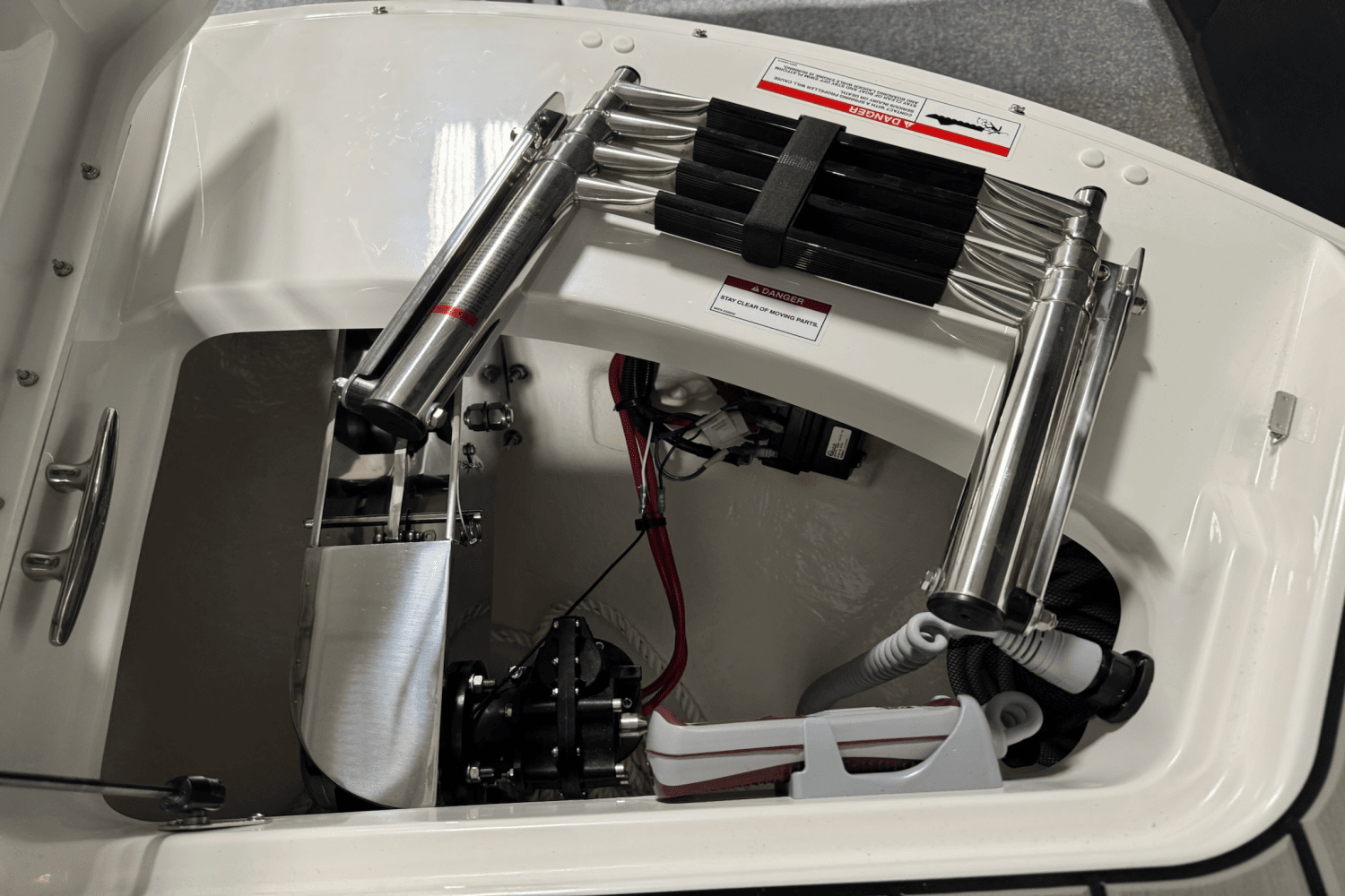 2025 Sea Ray SDX 270 Surf Image Thumbnail #90