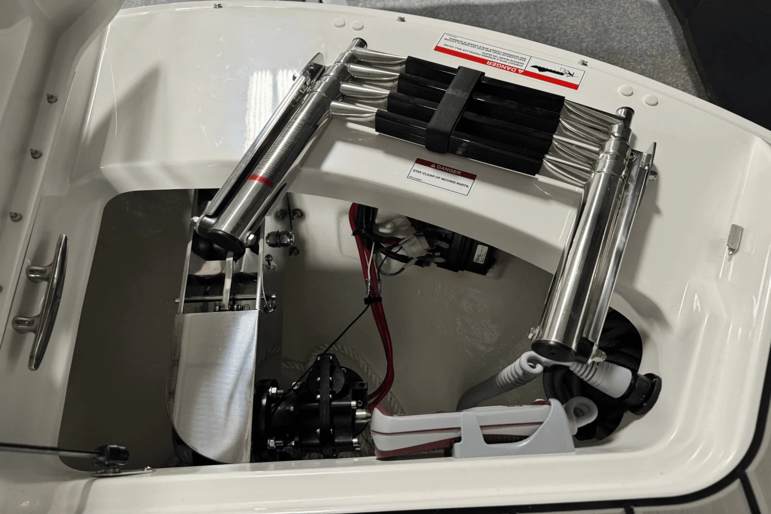 2025 Sea Ray SDX 270 Surf Image Thumbnail #90