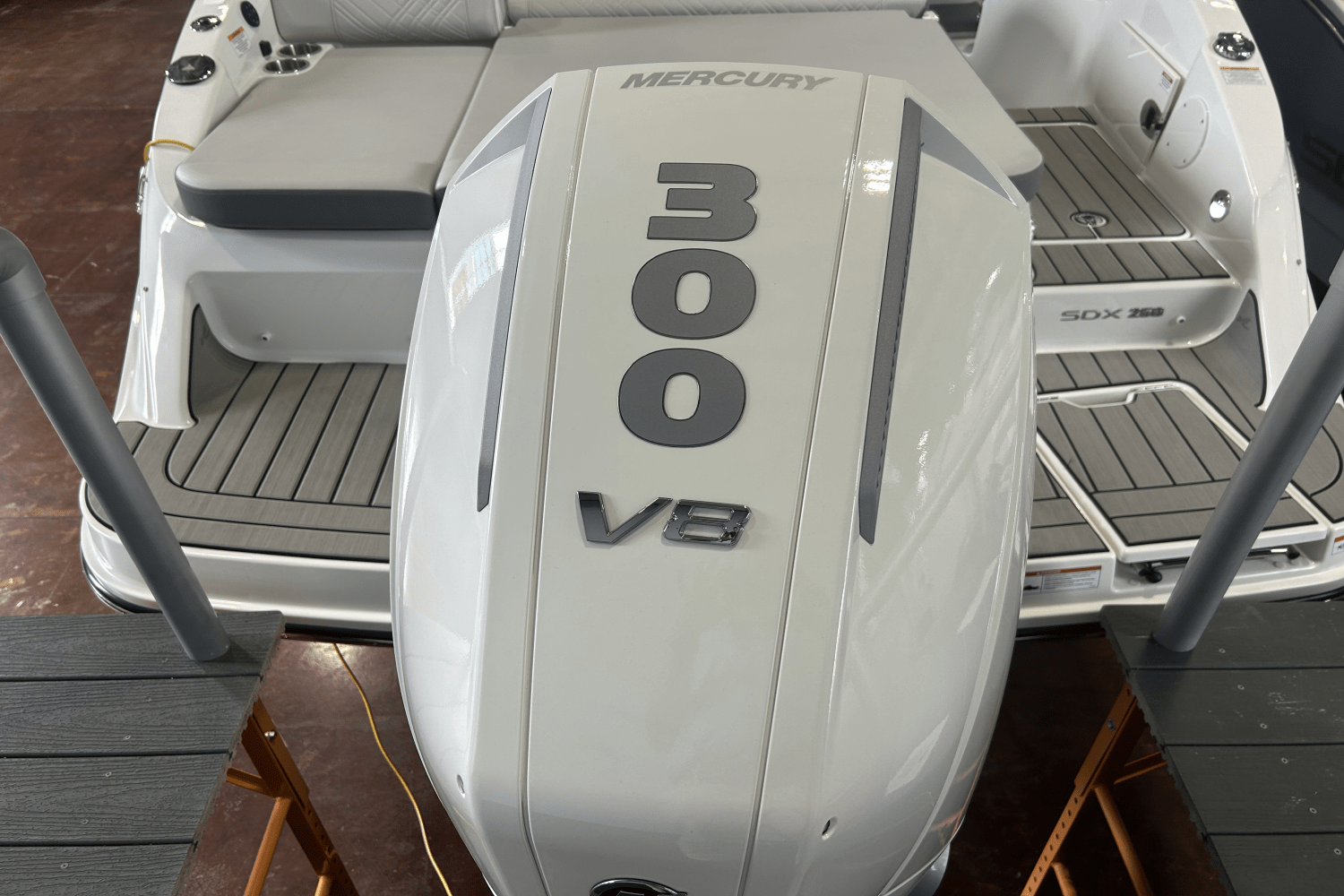 2025 Sea Ray SDX 250 Outboard Image Thumbnail #3