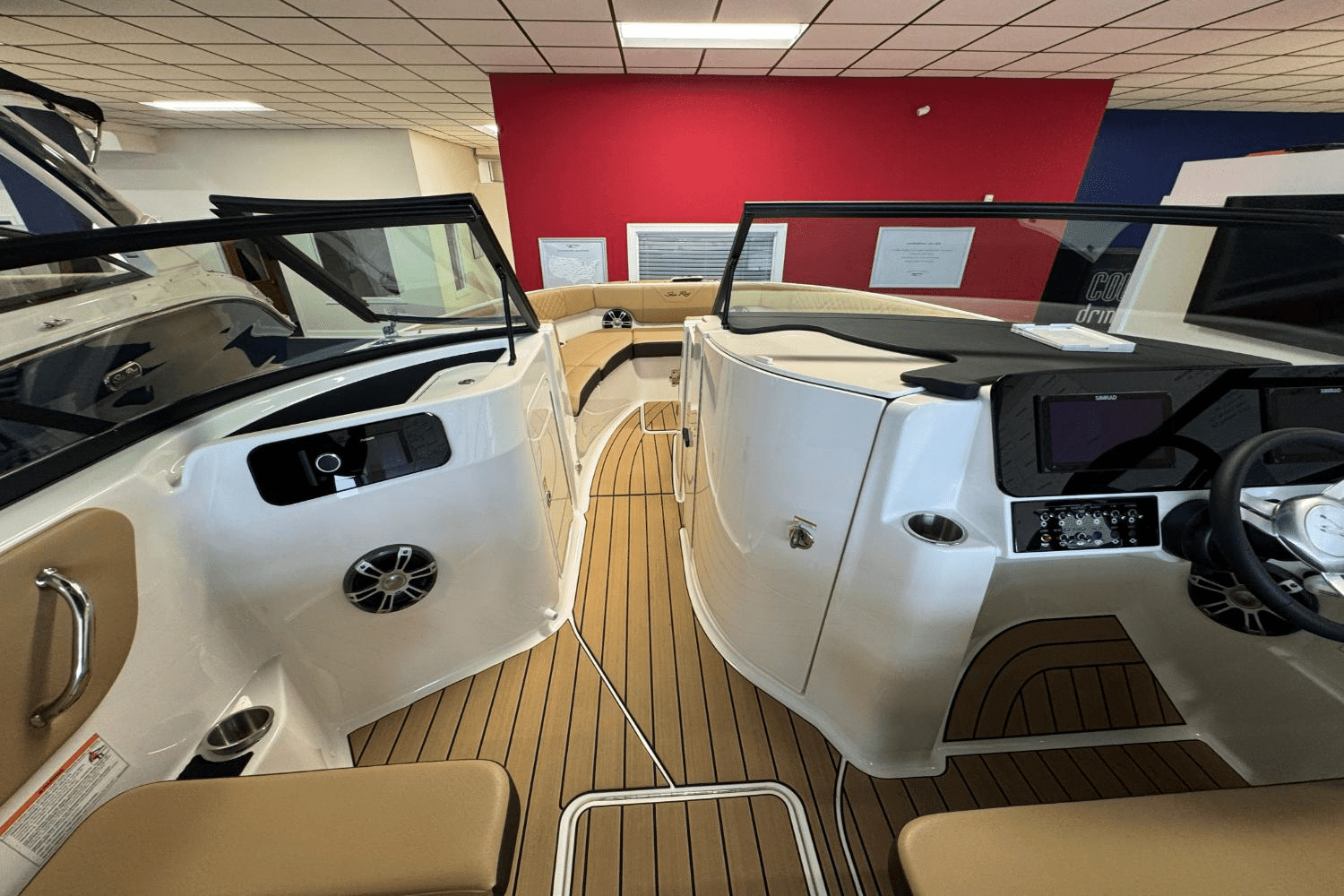 2025 Sea Ray SDX 250 Outboard Image Thumbnail #26
