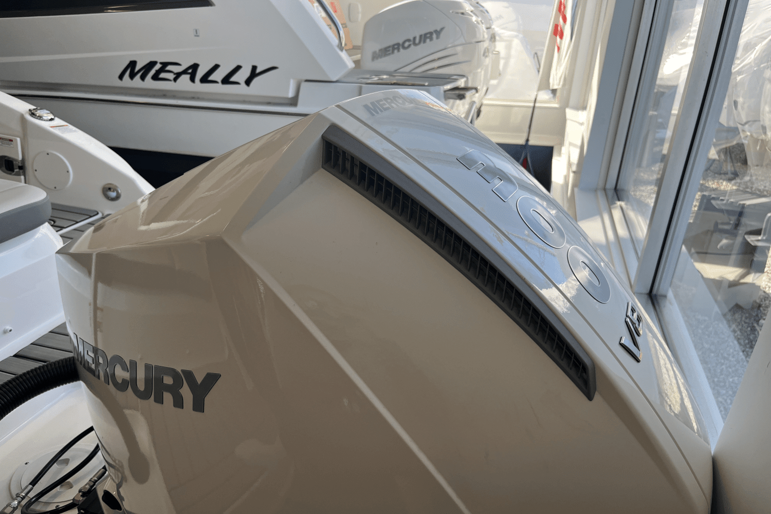 2025 Sea Ray SDX 250 Outboard Image Thumbnail #1