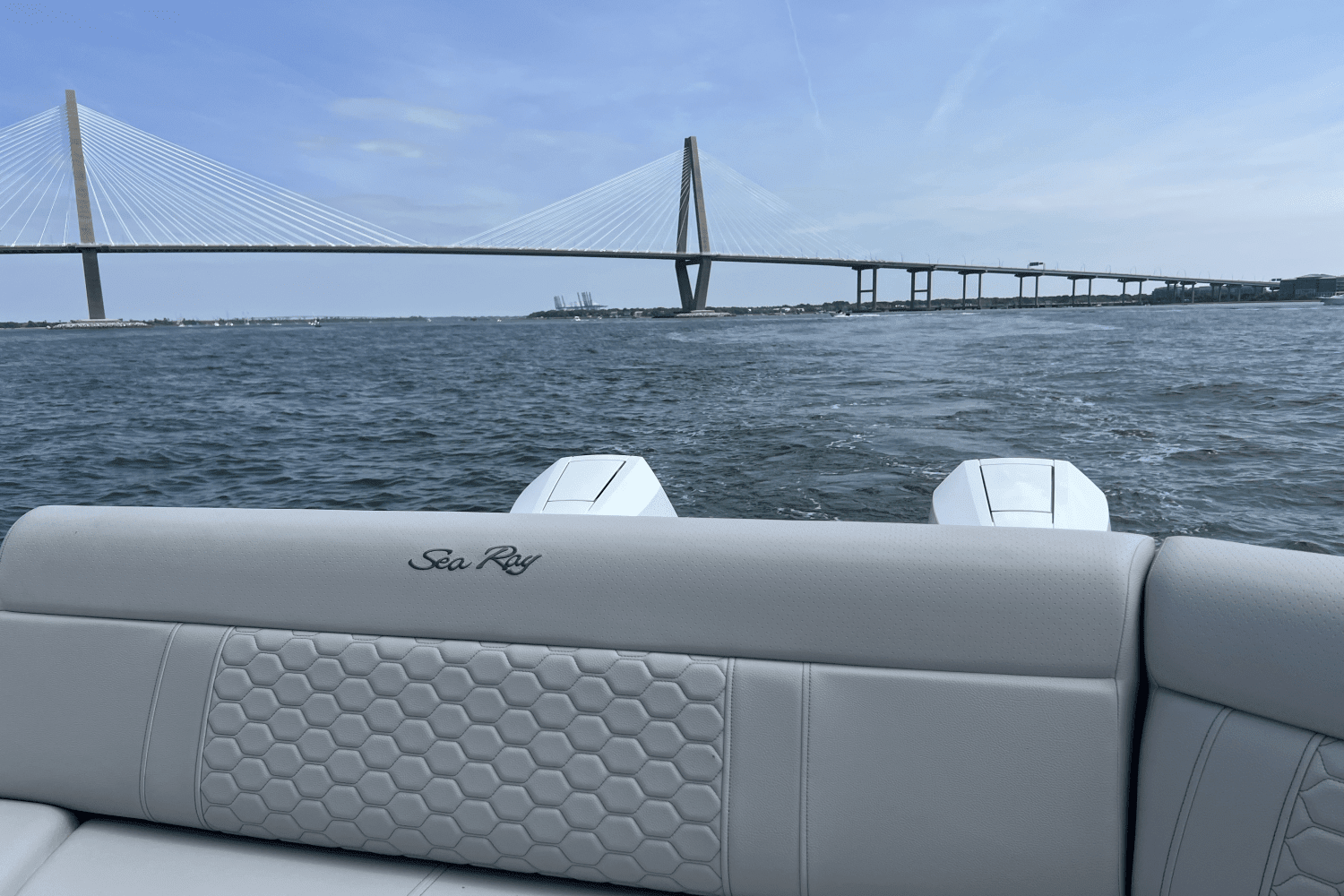 2025 Sea Ray Sundancer 320 Outboard Image Thumbnail #55