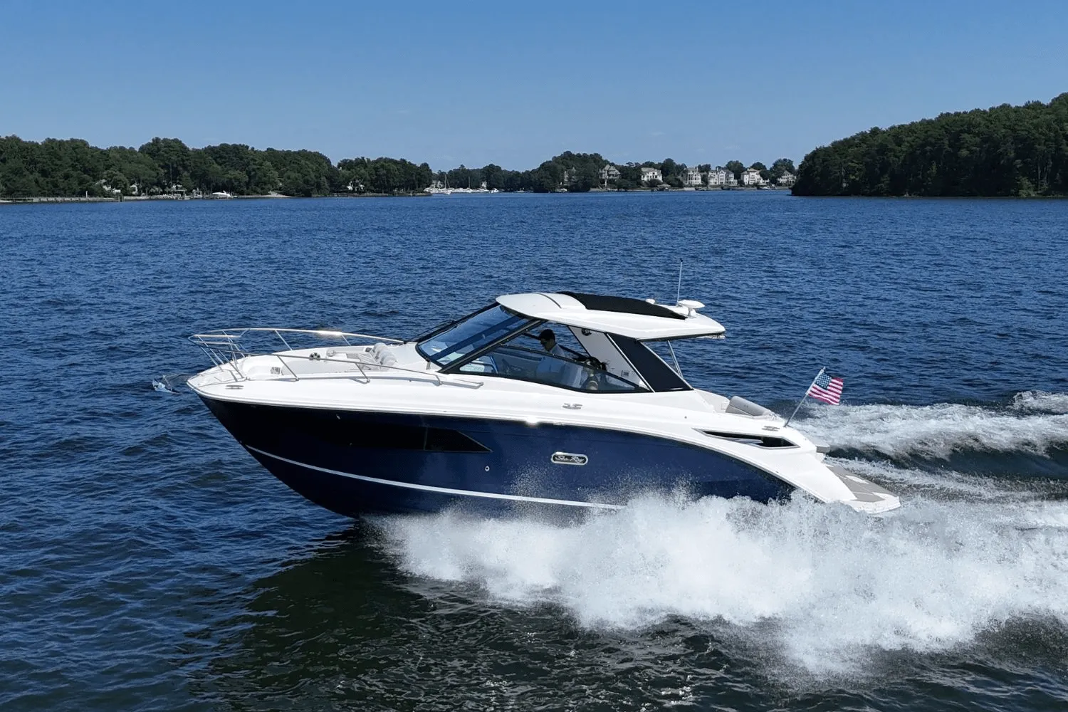 2025 Sea Ray Sundancer 320 Image Thumbnail #0
