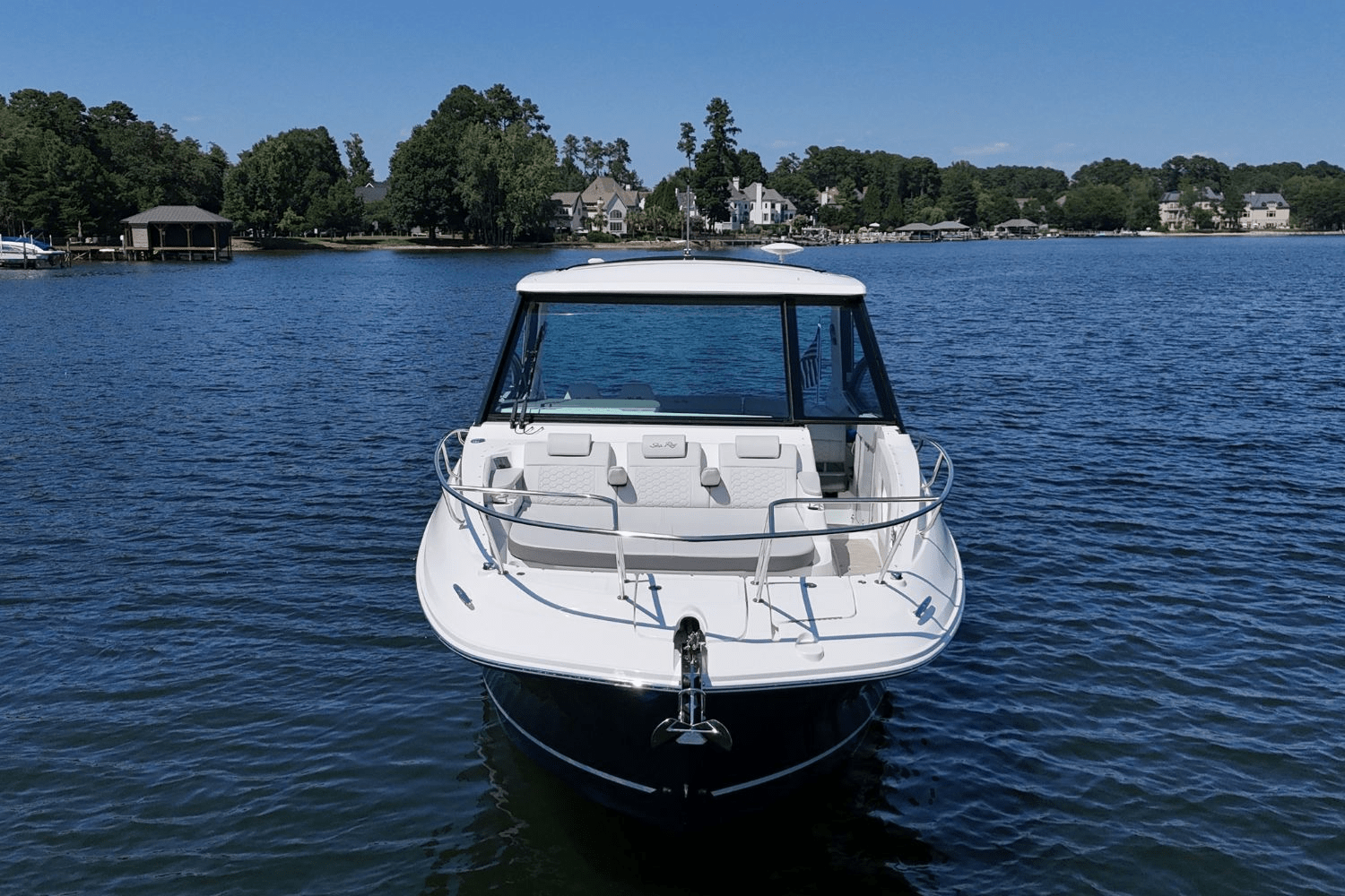 2025 Sea Ray Sundancer 320 Image Thumbnail #8