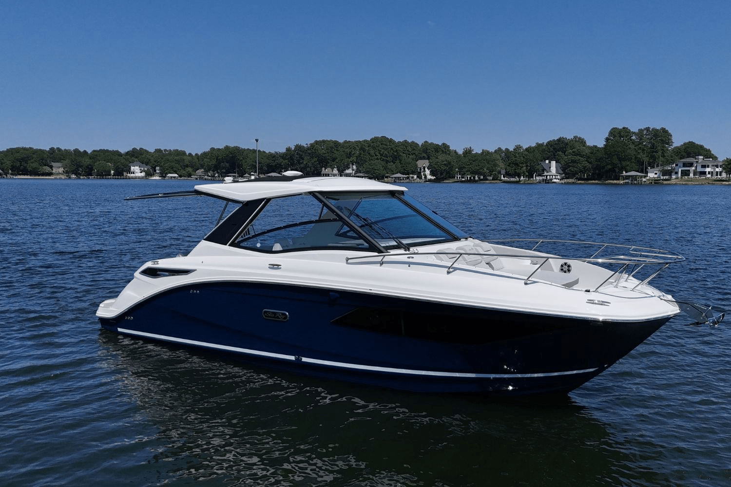 2025 Sea Ray Sundancer 320 Image Thumbnail #8