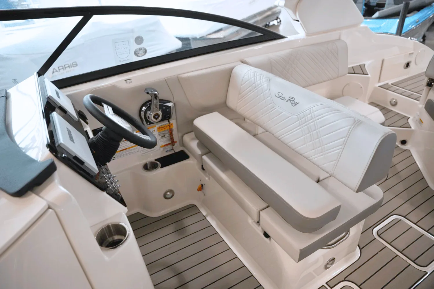 2025 Sea Ray SDX 250 Surf Image Thumbnail #10