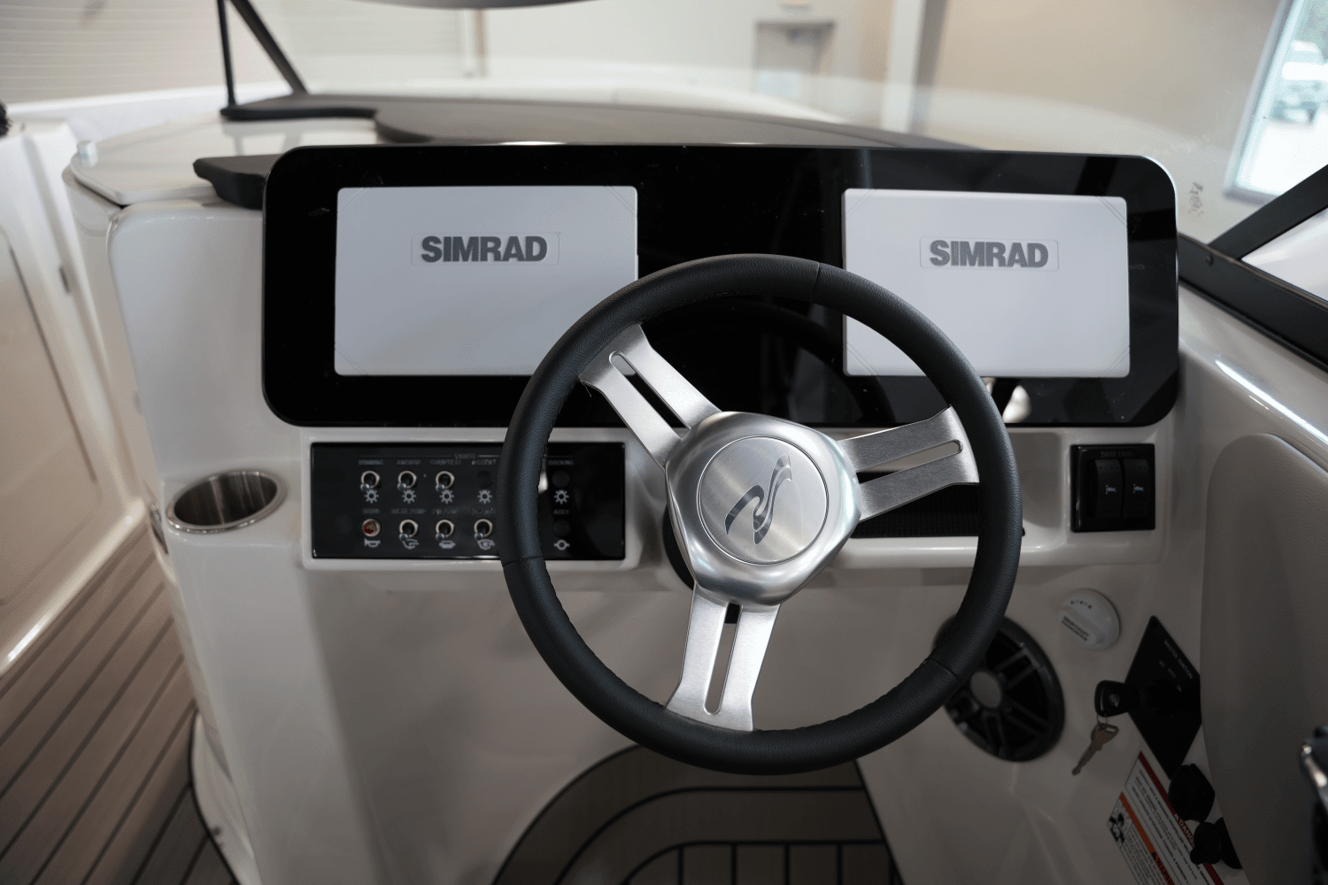 2025 Sea Ray SDX 250 Surf Image Thumbnail #12