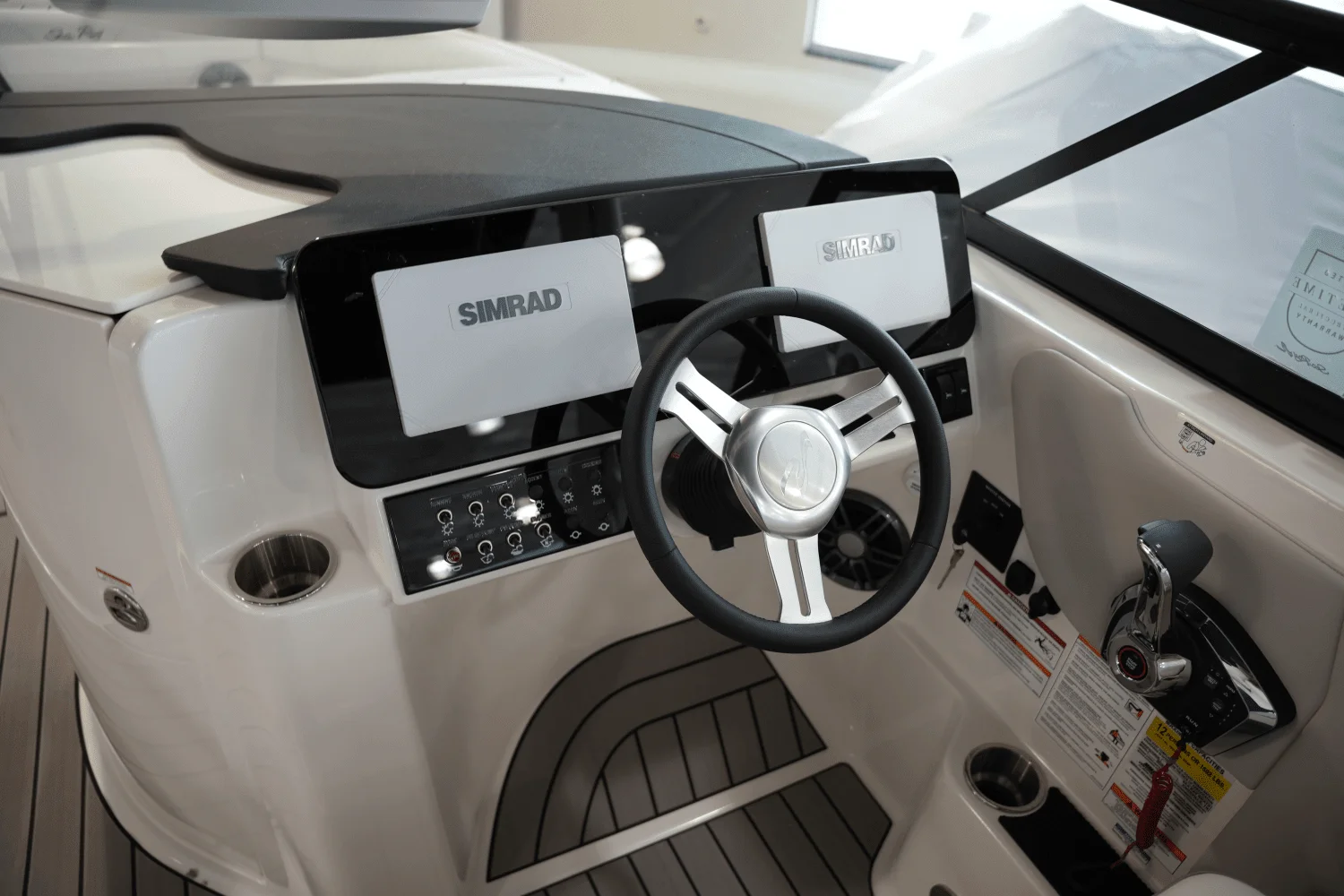 2025 Sea Ray SDX 250 Surf Image Thumbnail #11