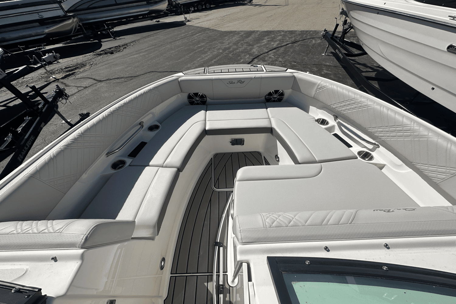 2025 Sea Ray SDX 250 Surf Image Thumbnail #20