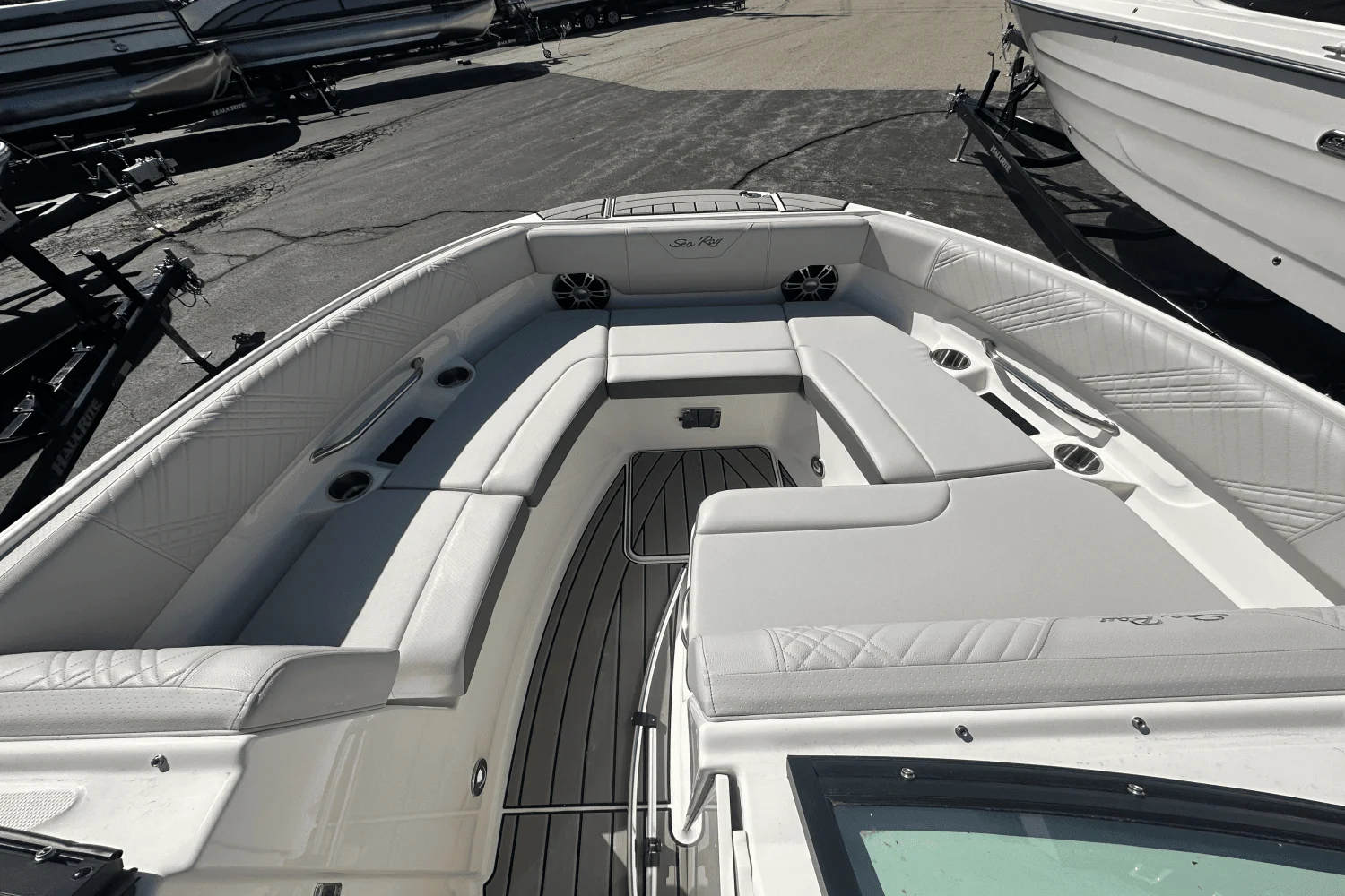2025 Sea Ray SDX 250 Surf Image Thumbnail #20