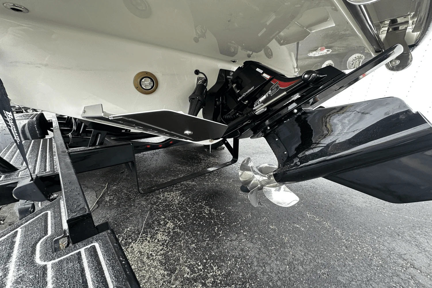 2025 Sea Ray SDX 250 Surf Image Thumbnail #4