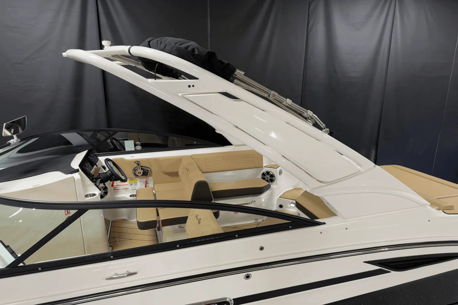 2025 Sea Ray SDX 250 Surf Image Thumbnail #4