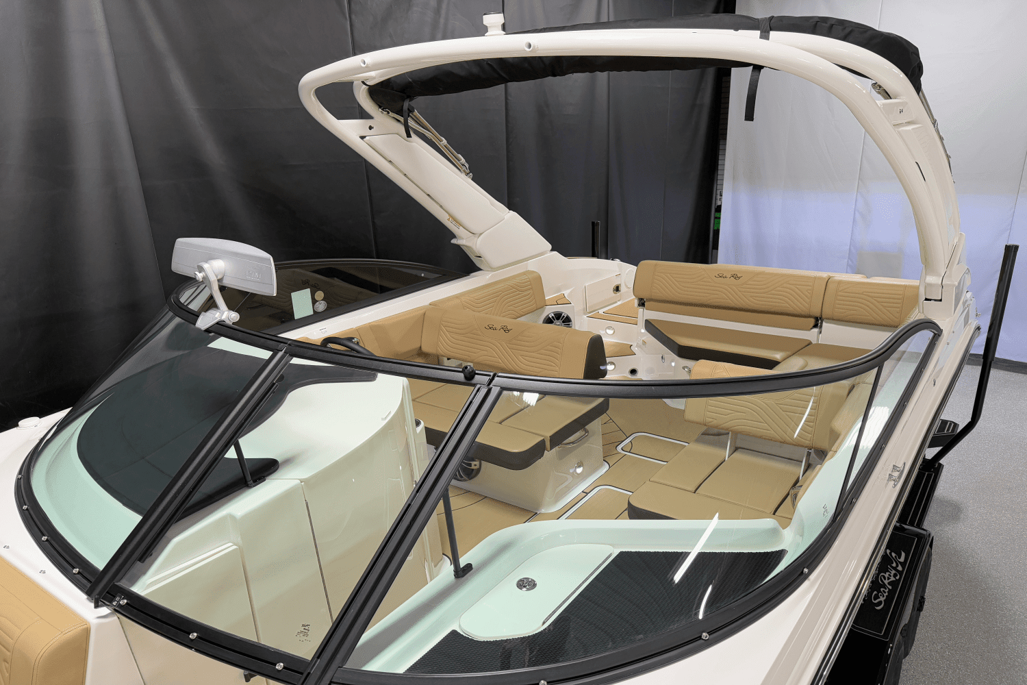 2025 Sea Ray SDX 250 Surf Image Thumbnail #11