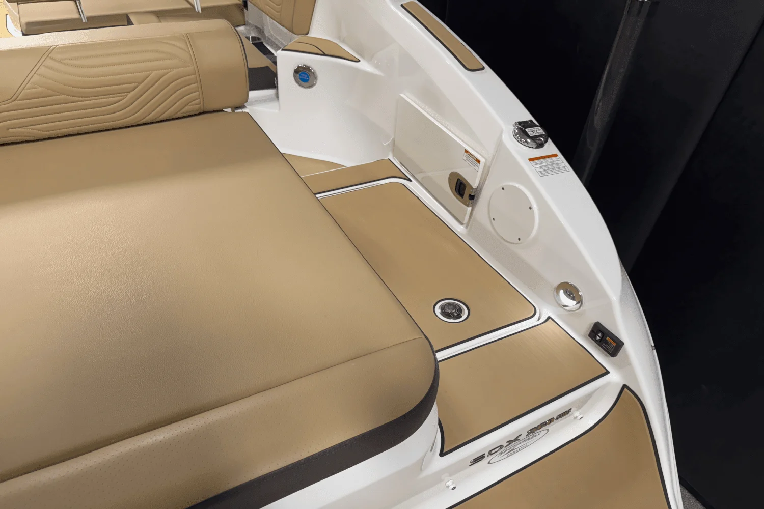 2025 Sea Ray SDX 250 Surf Image Thumbnail #43