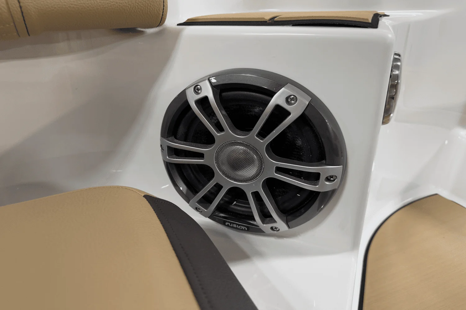 2025 Sea Ray SDX 250 Surf Image Thumbnail #51