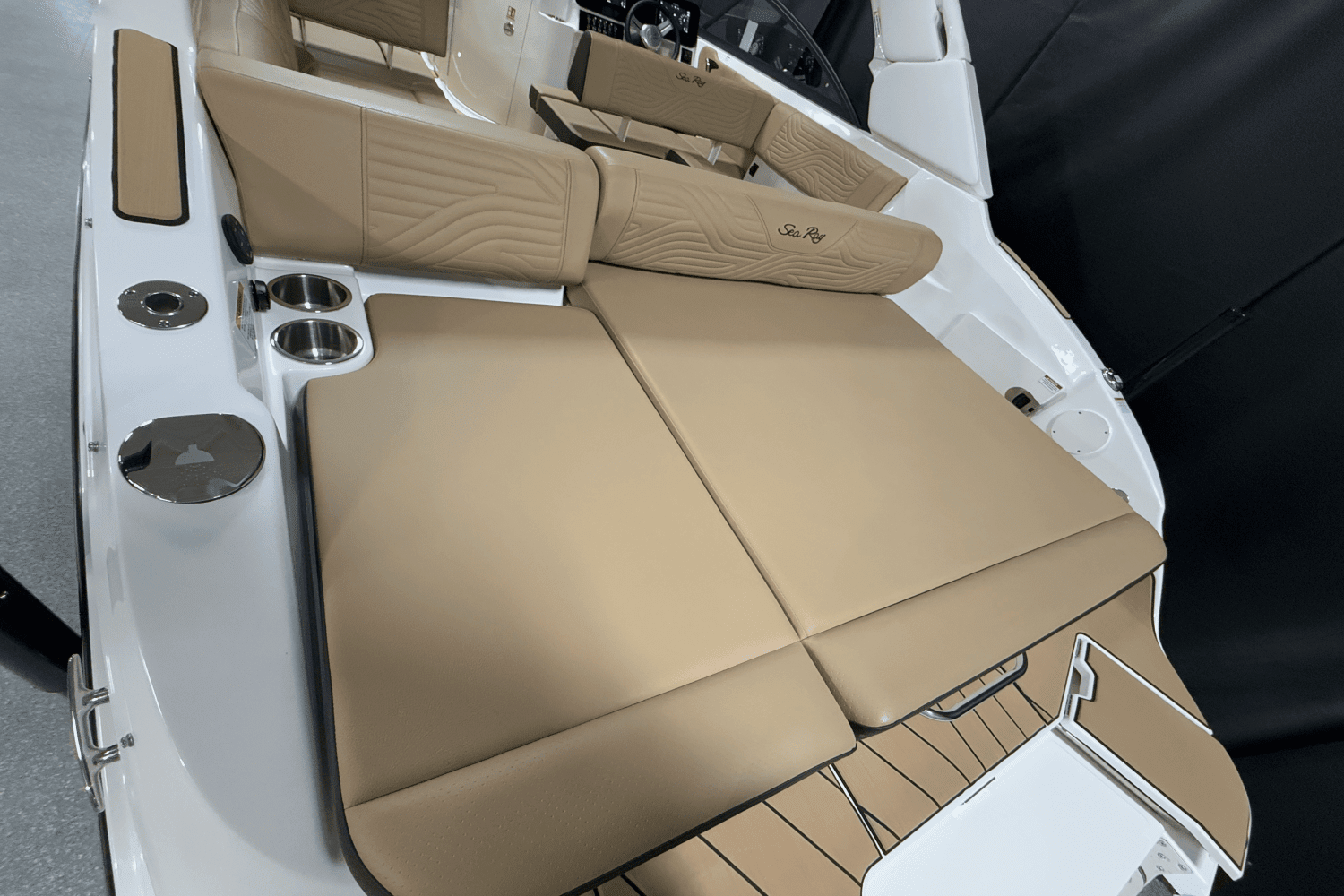 2025 Sea Ray SDX 250 Surf Image Thumbnail #35