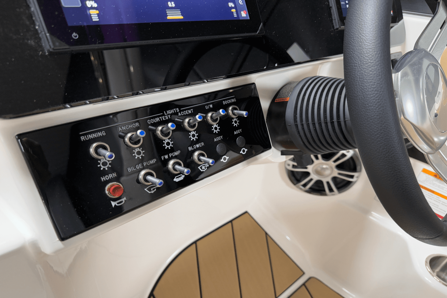 2025 Sea Ray SDX 250 Surf Image Thumbnail #96