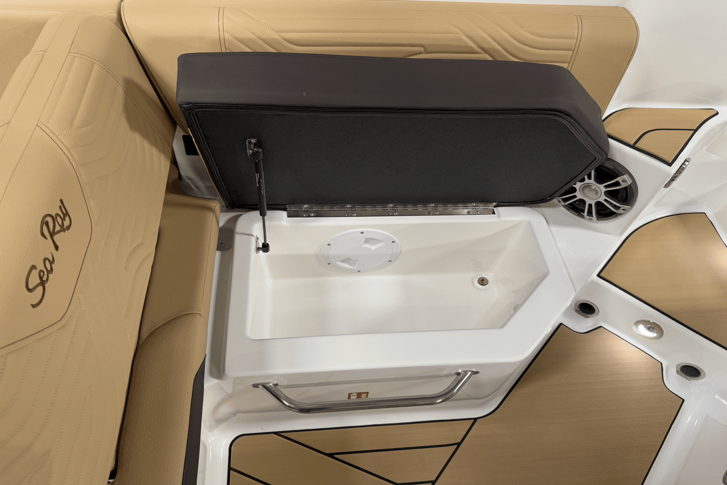 2025 Sea Ray SDX 250 Surf Image Thumbnail #56