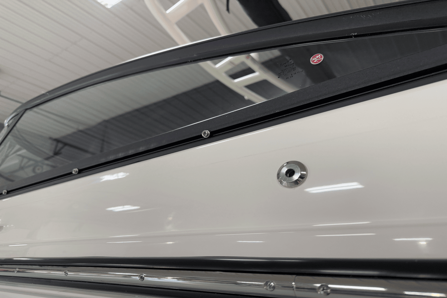 2025 Sea Ray SDX 250 Surf Image Thumbnail #23