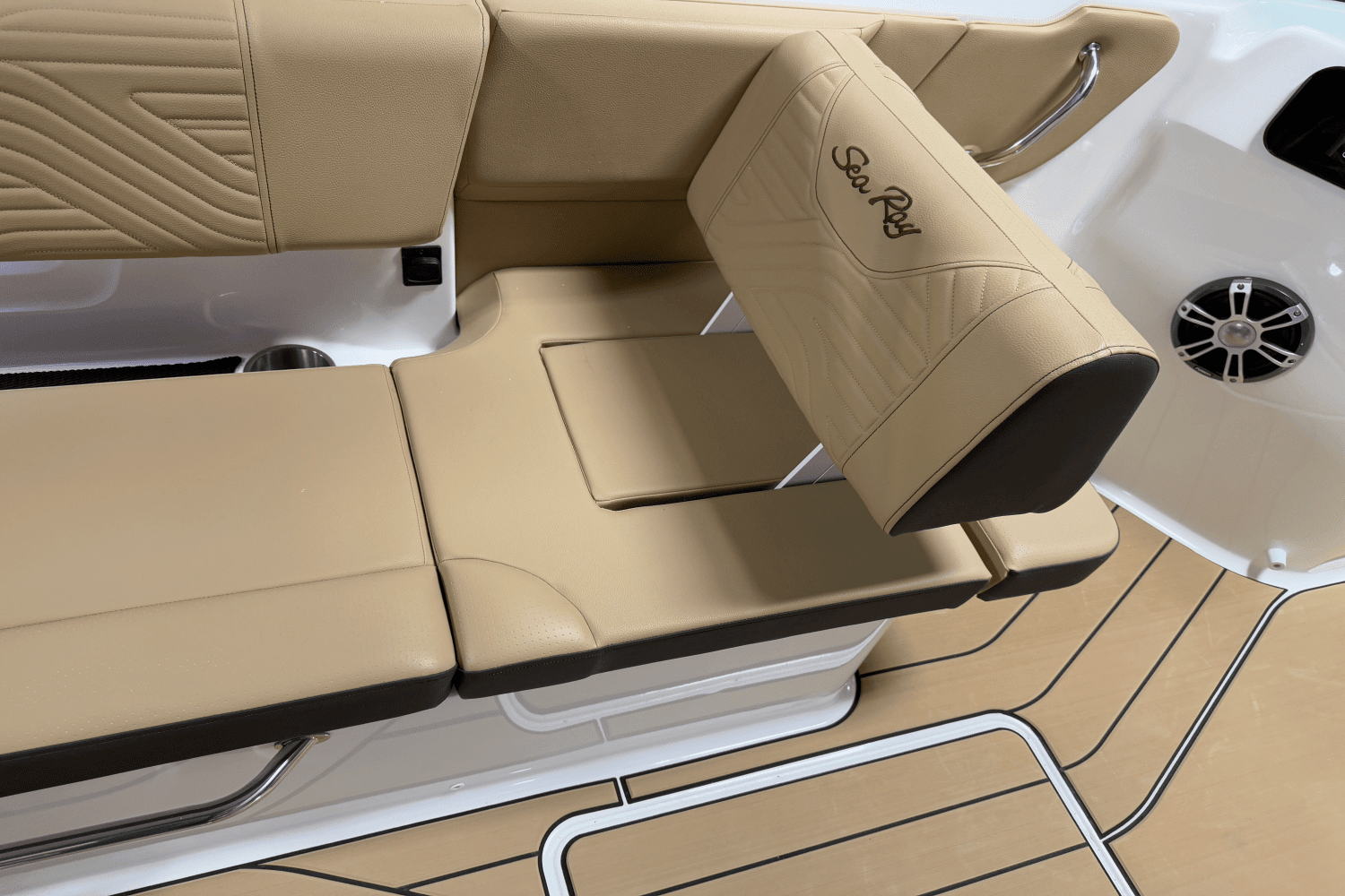 2025 Sea Ray SDX 250 Surf Image Thumbnail #72