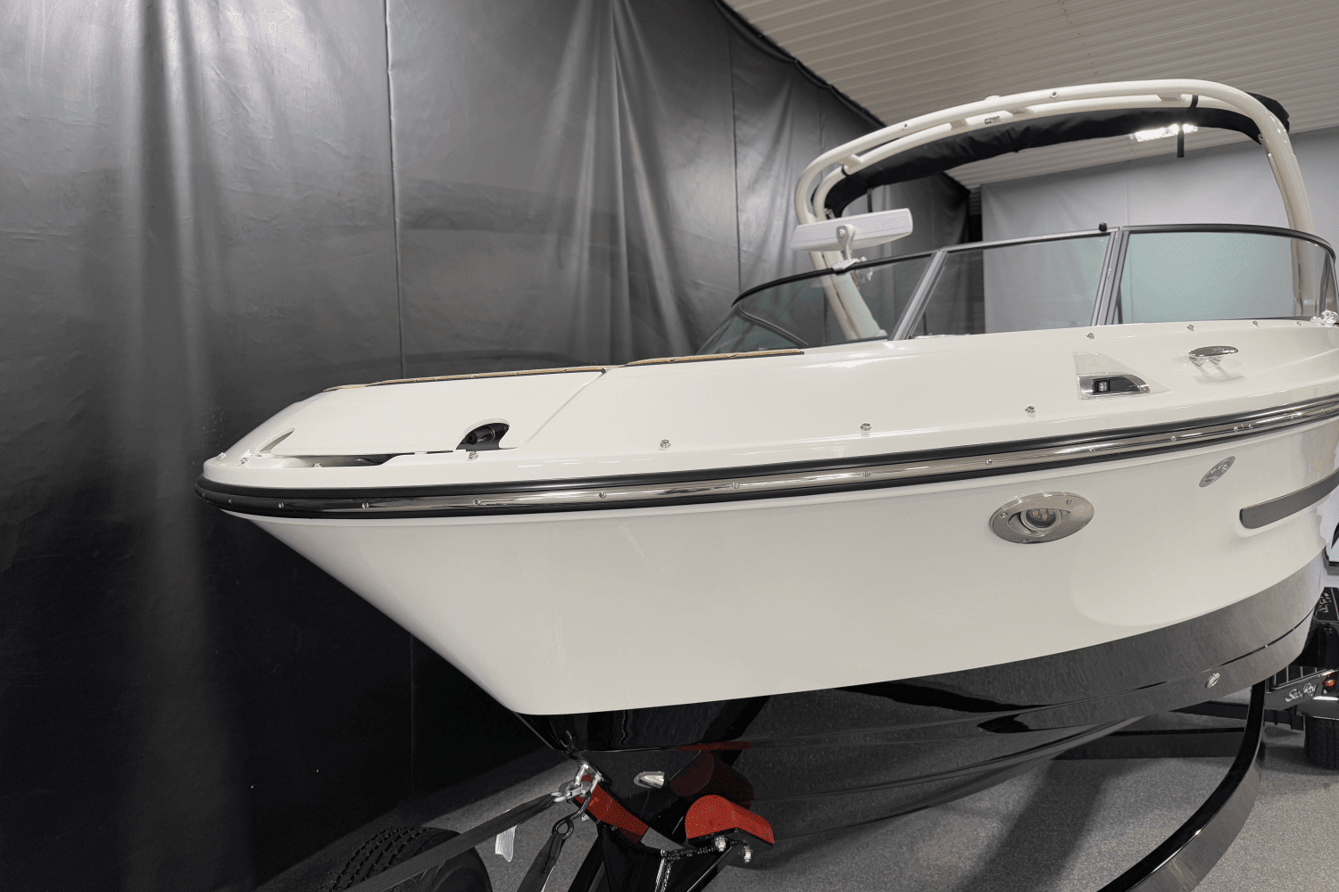 2025 Sea Ray SDX 250 Surf Image Thumbnail #13