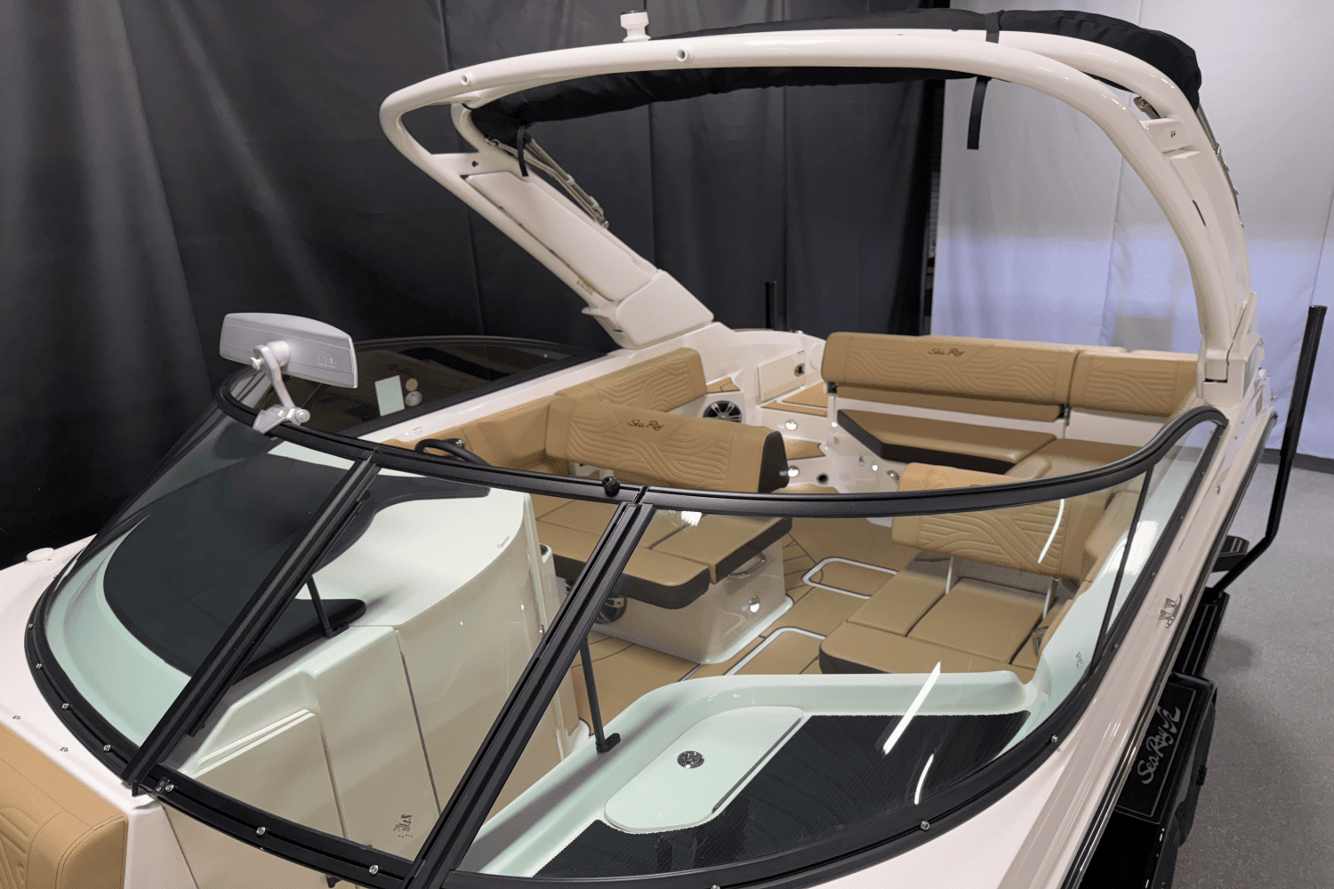 2025 Sea Ray SDX 250 Surf Image Thumbnail #10