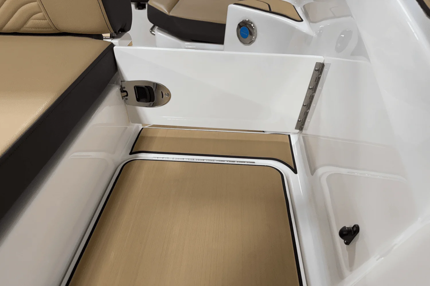 2025 Sea Ray SDX 250 Surf Image Thumbnail #48