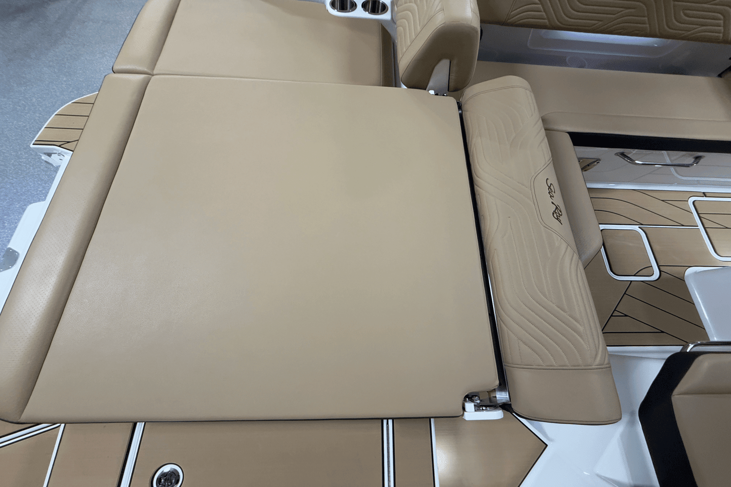 2025 Sea Ray SDX 250 Surf Image Thumbnail #61