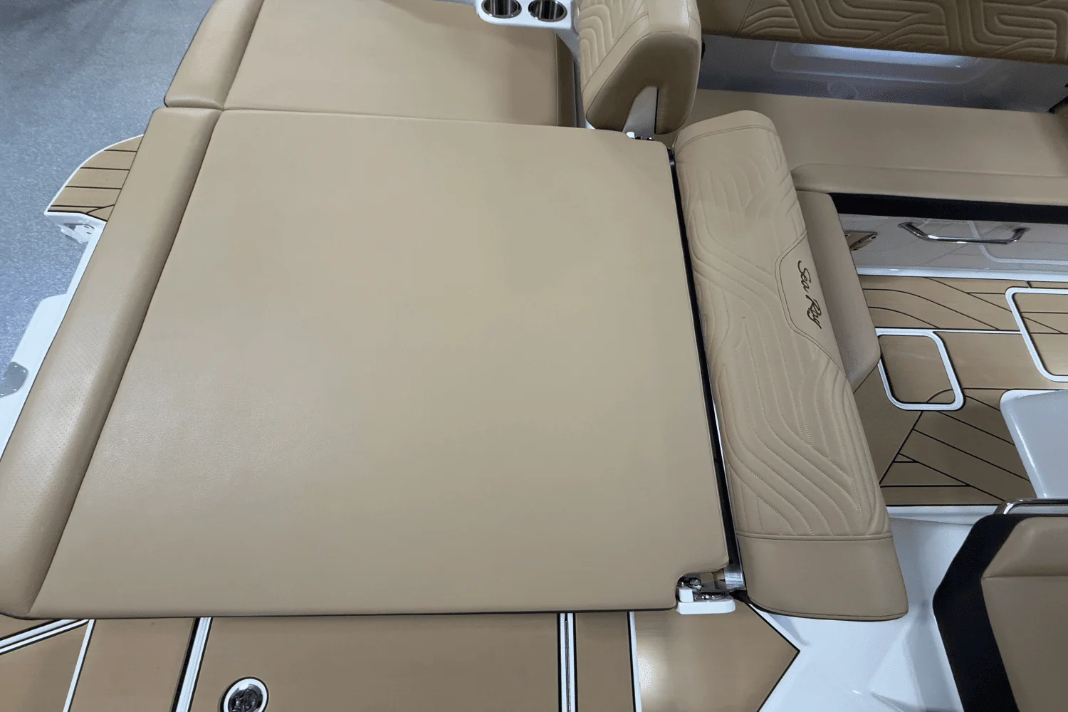 2025 Sea Ray SDX 250 Surf Image Thumbnail #61