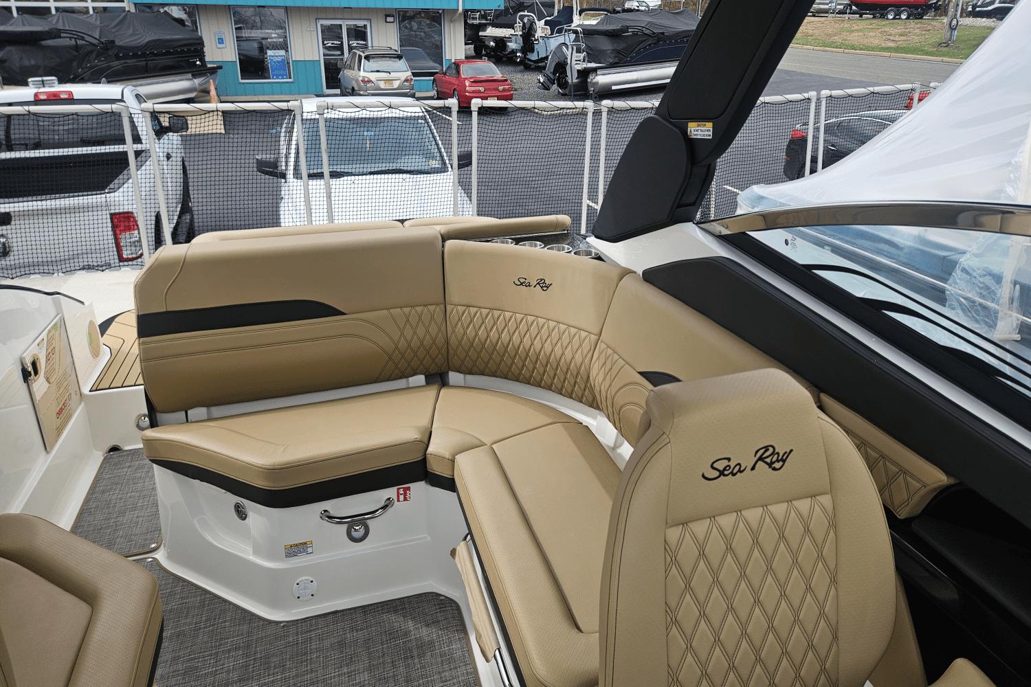 2025 Sea Ray SLX 260 Image Thumbnail #19