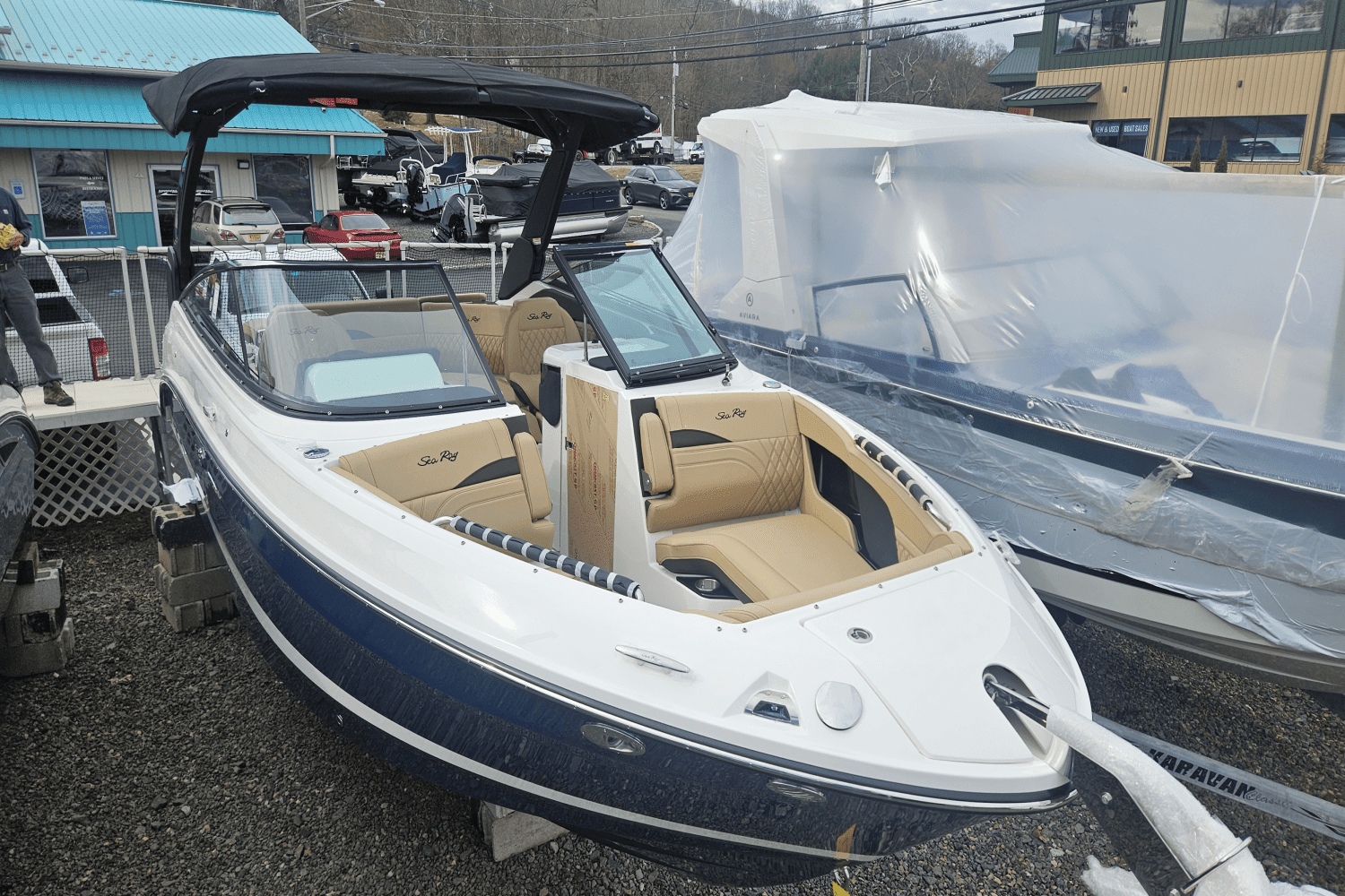 2025 Sea Ray SLX 260 Image Thumbnail #8