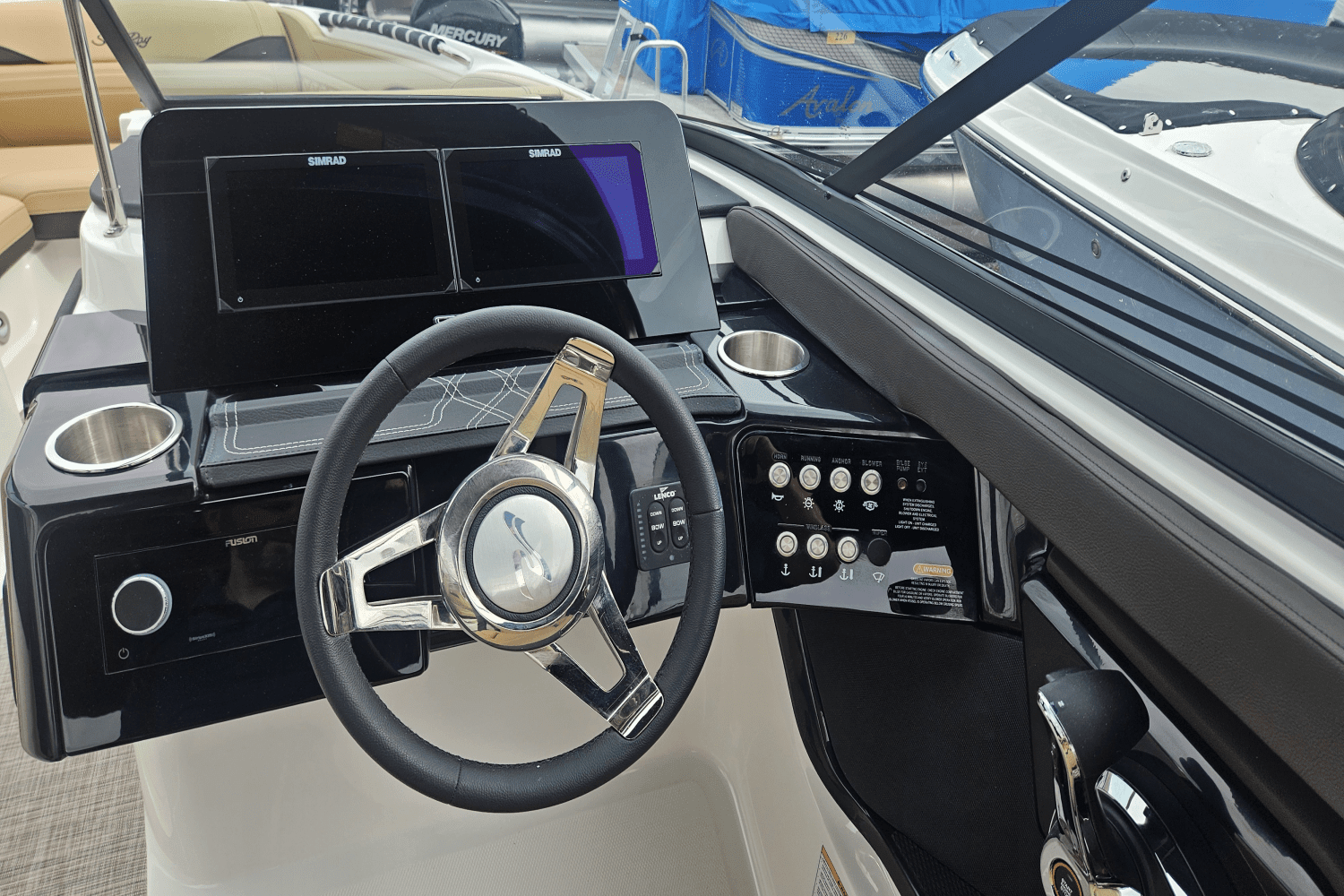2025 Sea Ray SLX 260 Image Thumbnail #23