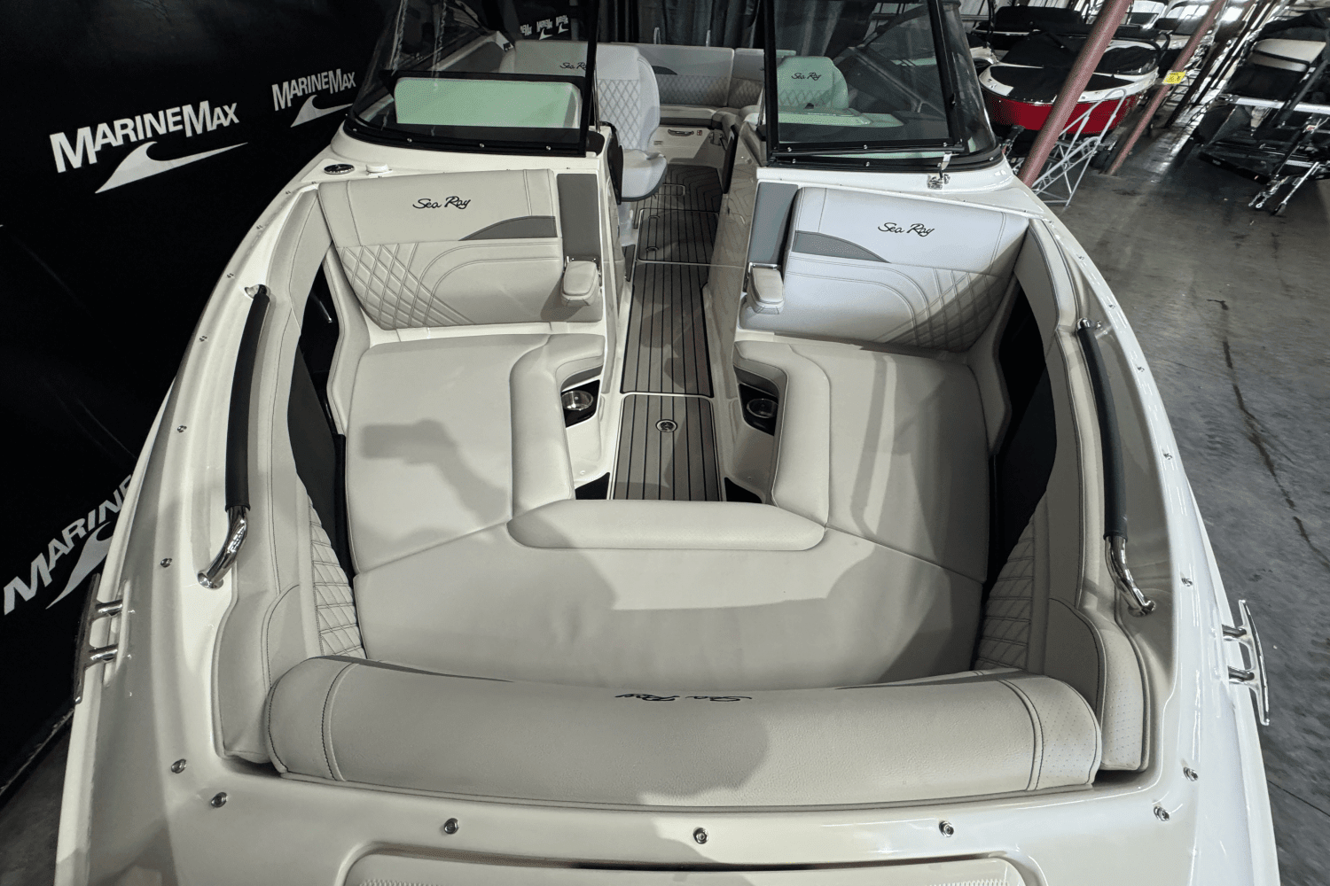 2025 Sea Ray SLX 280 Image Thumbnail #38