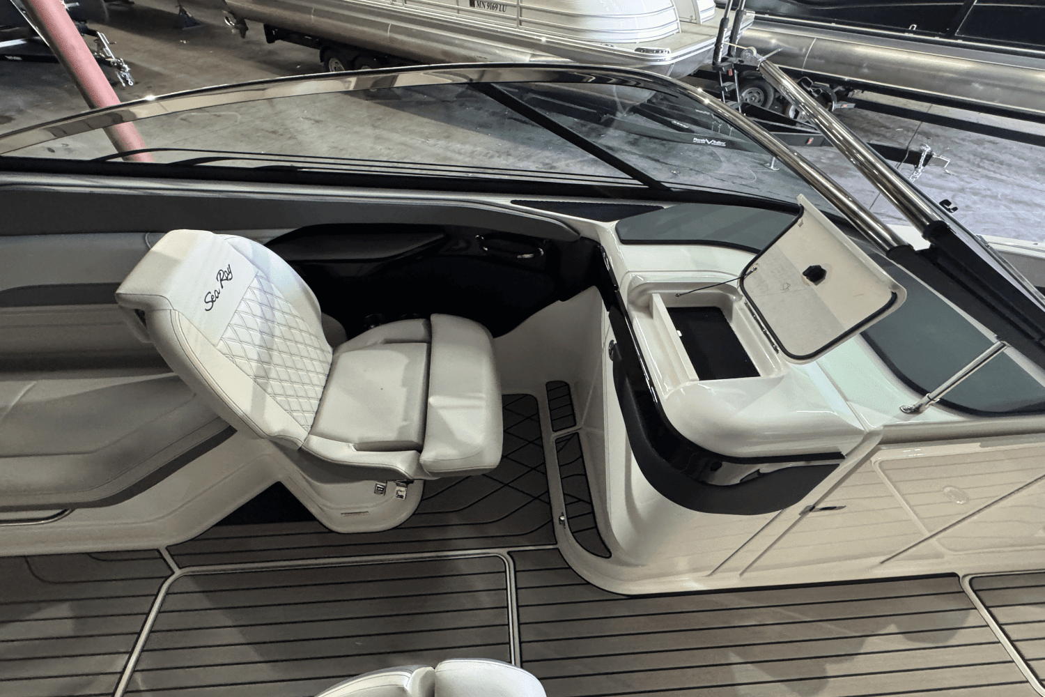 2025 Sea Ray SLX 280 Image Thumbnail #26