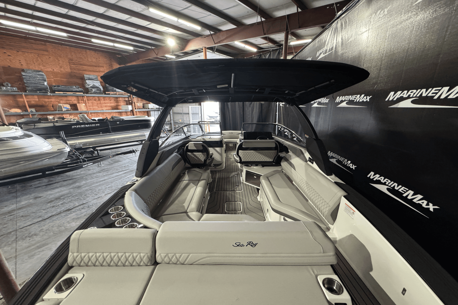 2025 Sea Ray SLX 280 Image Thumbnail #5