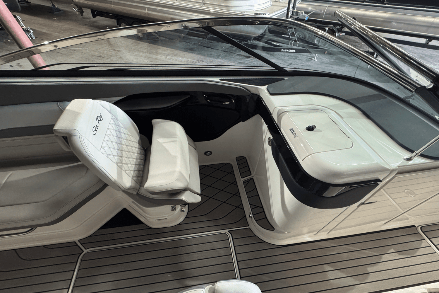 2025 Sea Ray SLX 280 Image Thumbnail #25