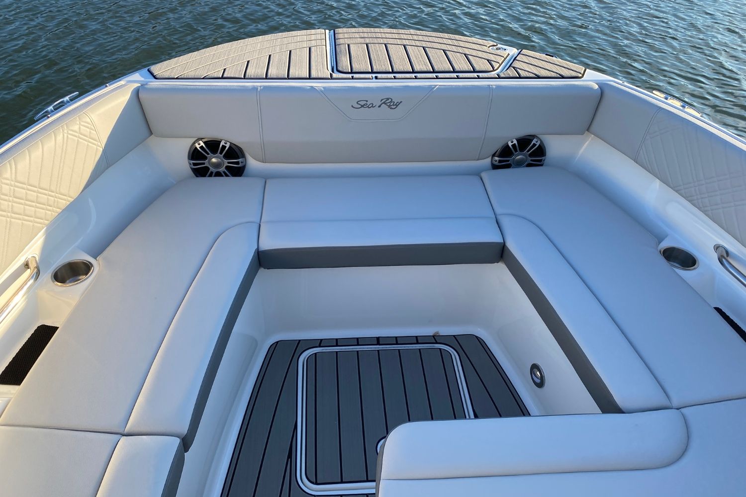 2025 Sea Ray SDX 270 Image Thumbnail #20