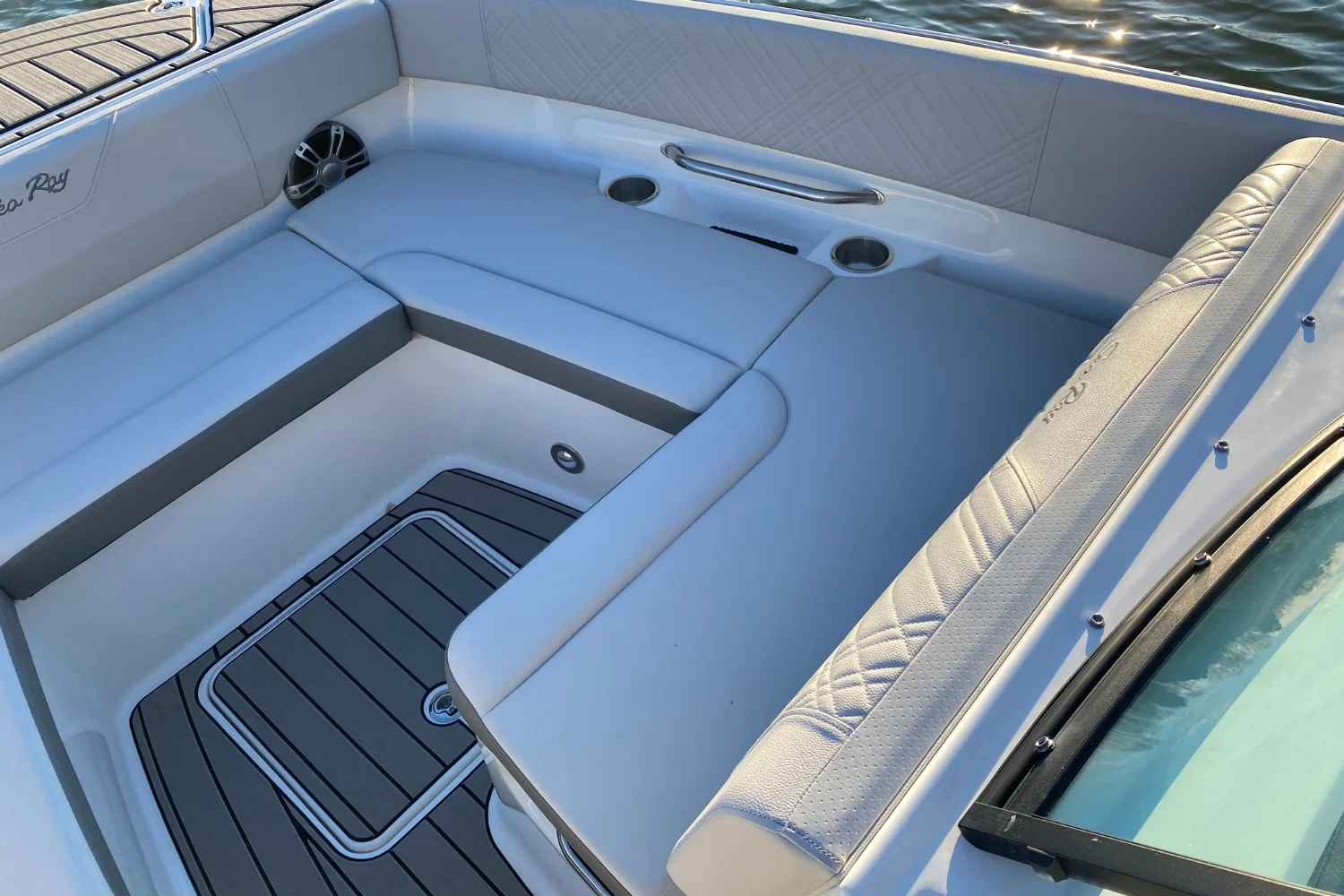 2025 Sea Ray SDX 270 Image Thumbnail #21