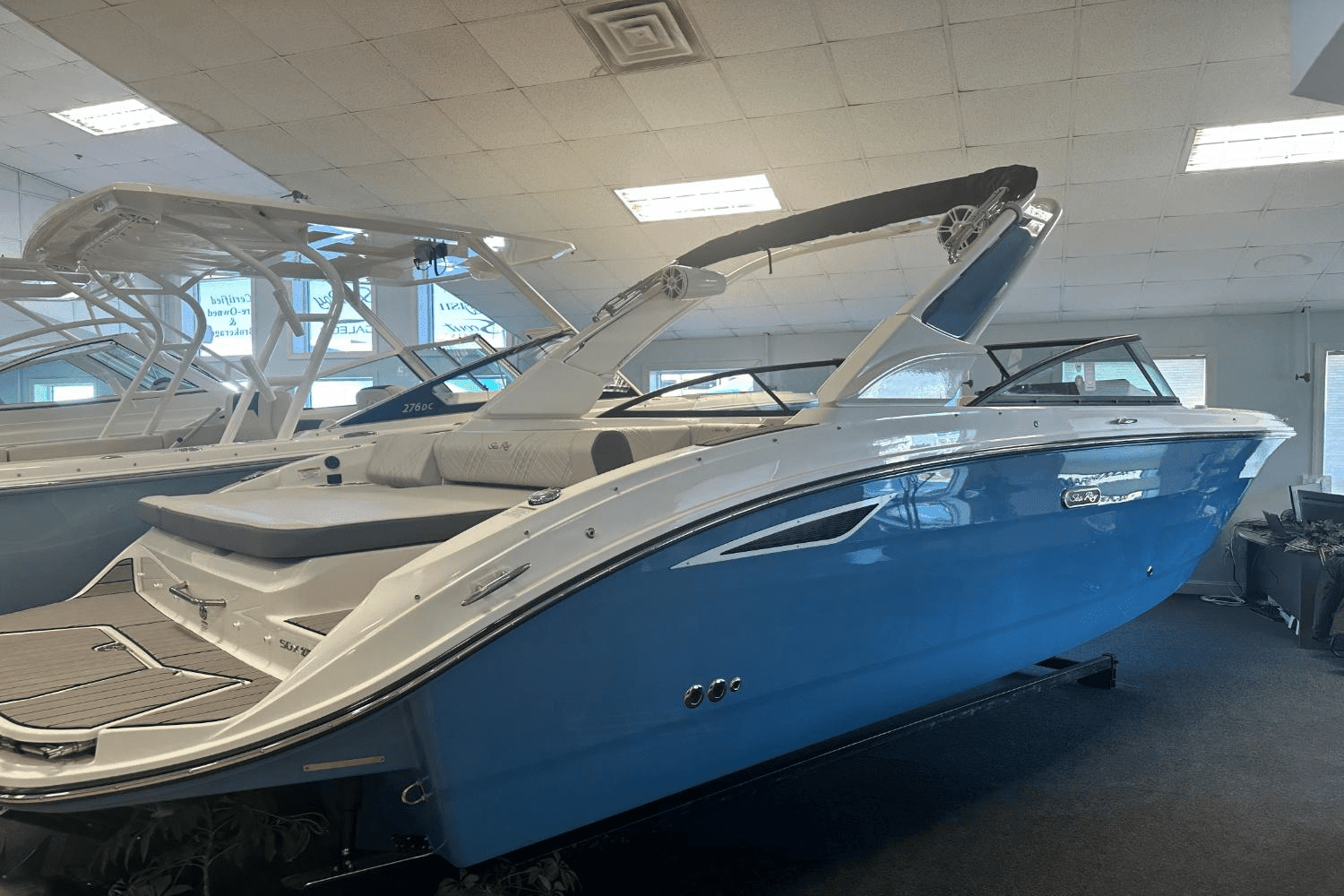 2025 Sea Ray SDX 270 Image Thumbnail #39