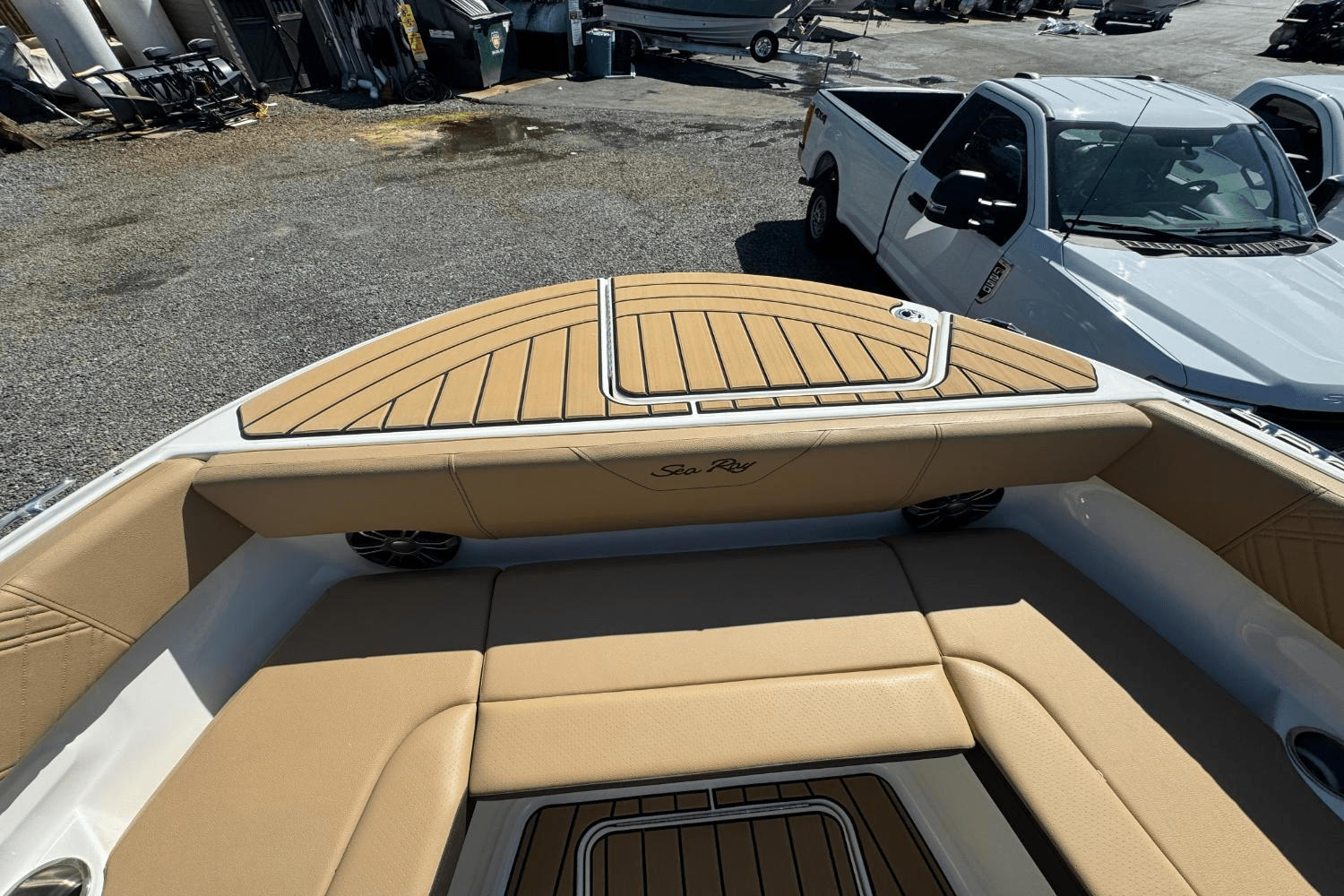 2025 Sea Ray SDX 270 Image Thumbnail #23