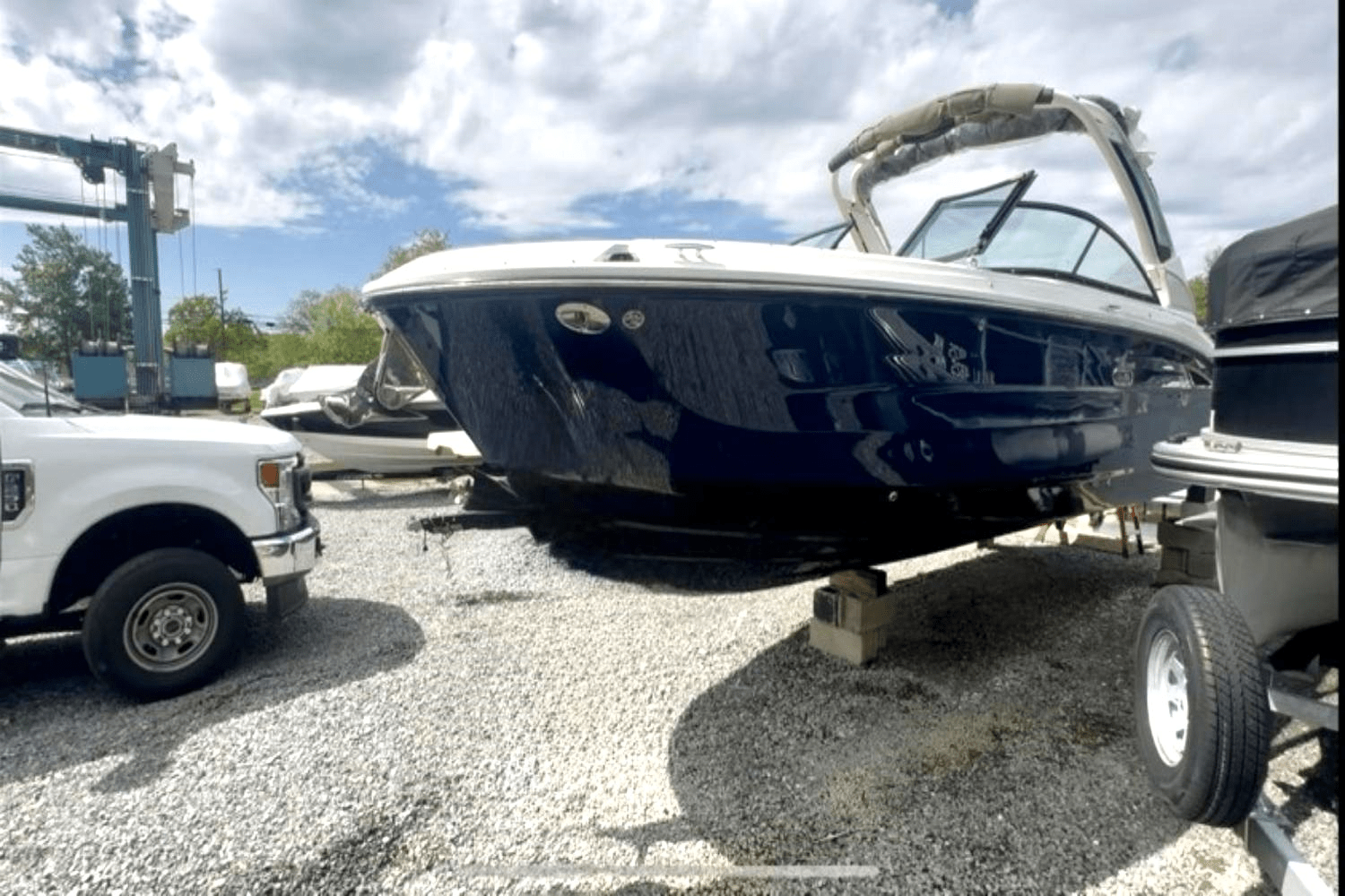 2025 Sea Ray SDX 270 Image Thumbnail #1