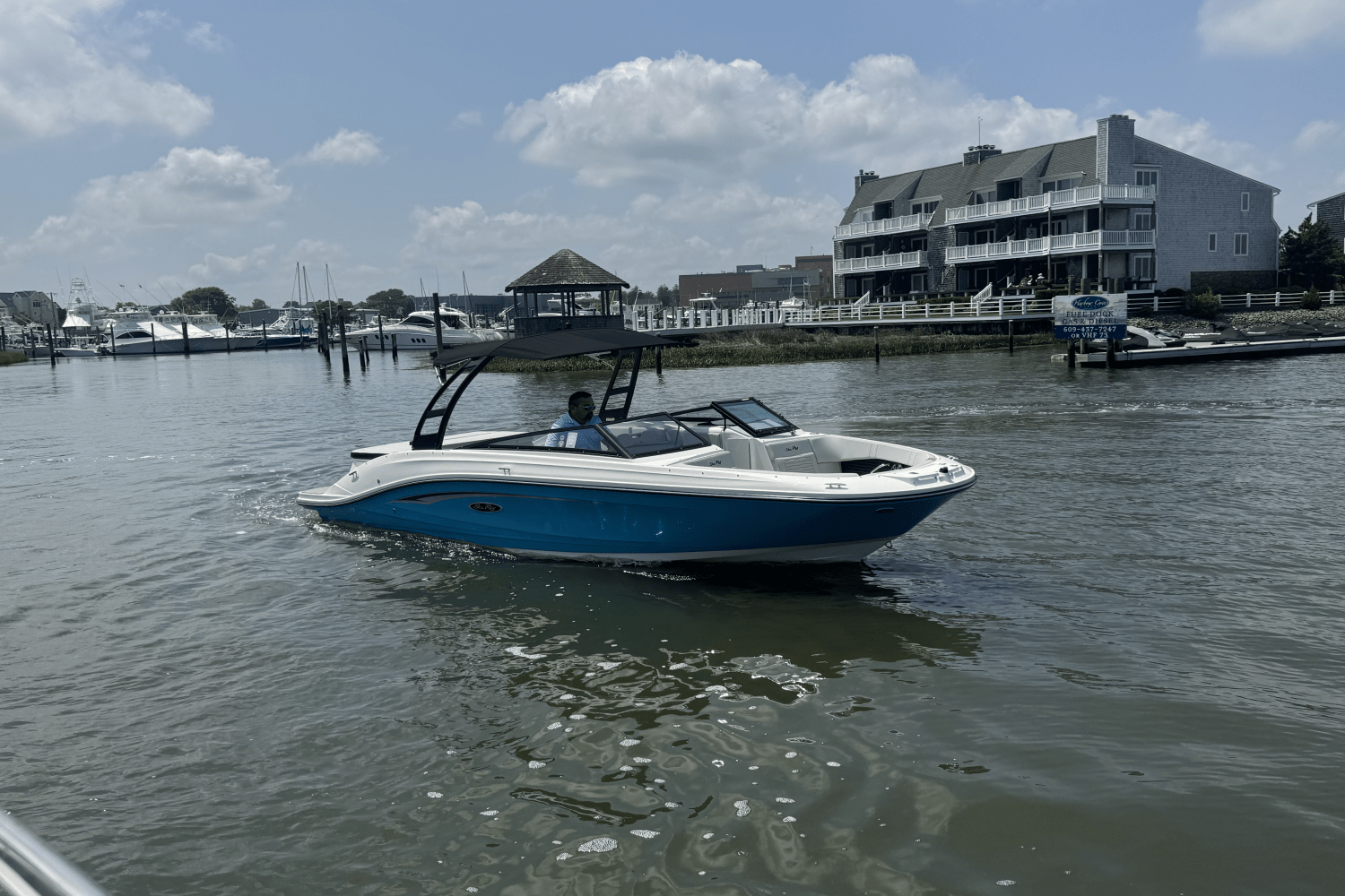 2025 Sea Ray SPX 230 Image Thumbnail #58