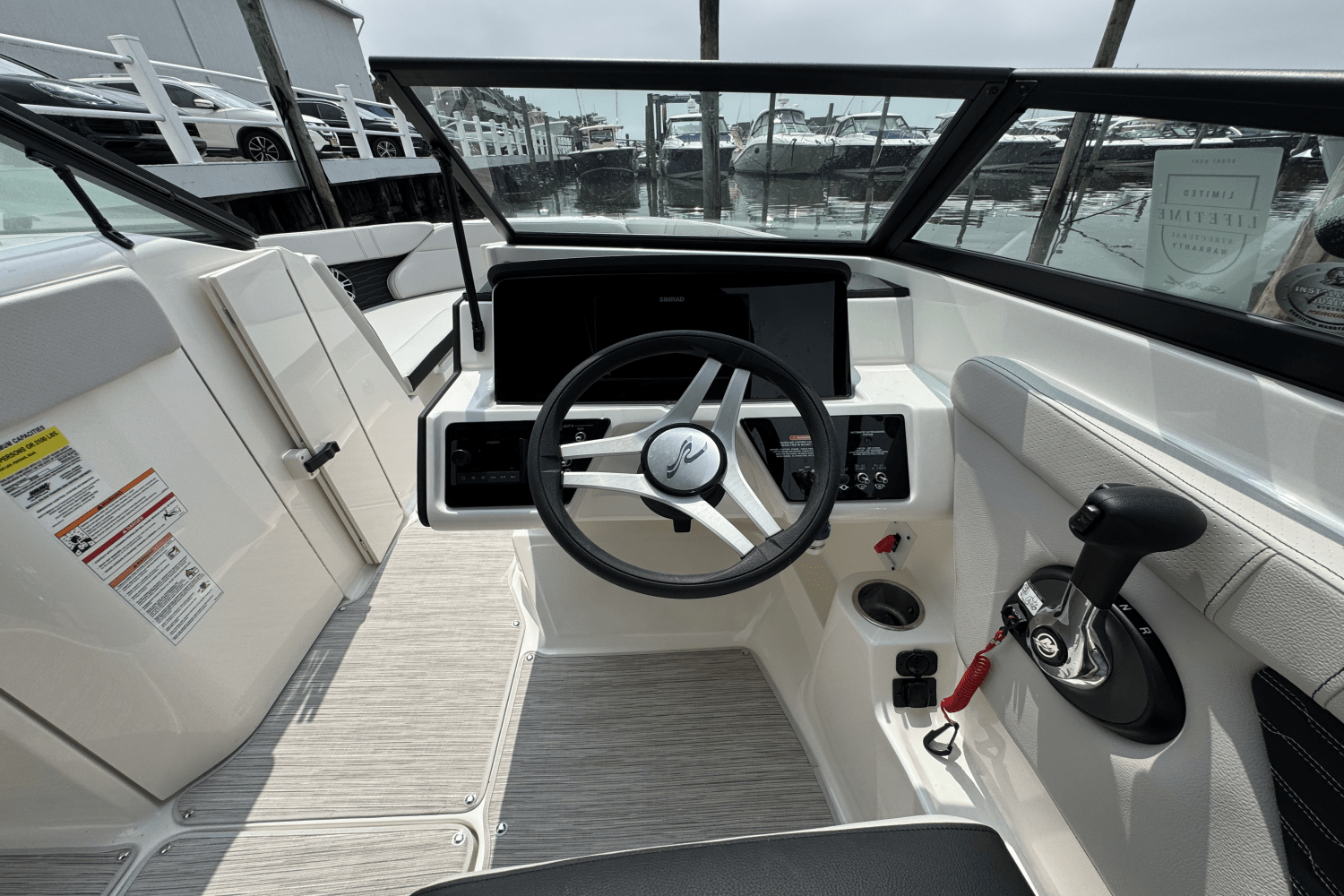 2025 Sea Ray SPX 230 Image Thumbnail #40