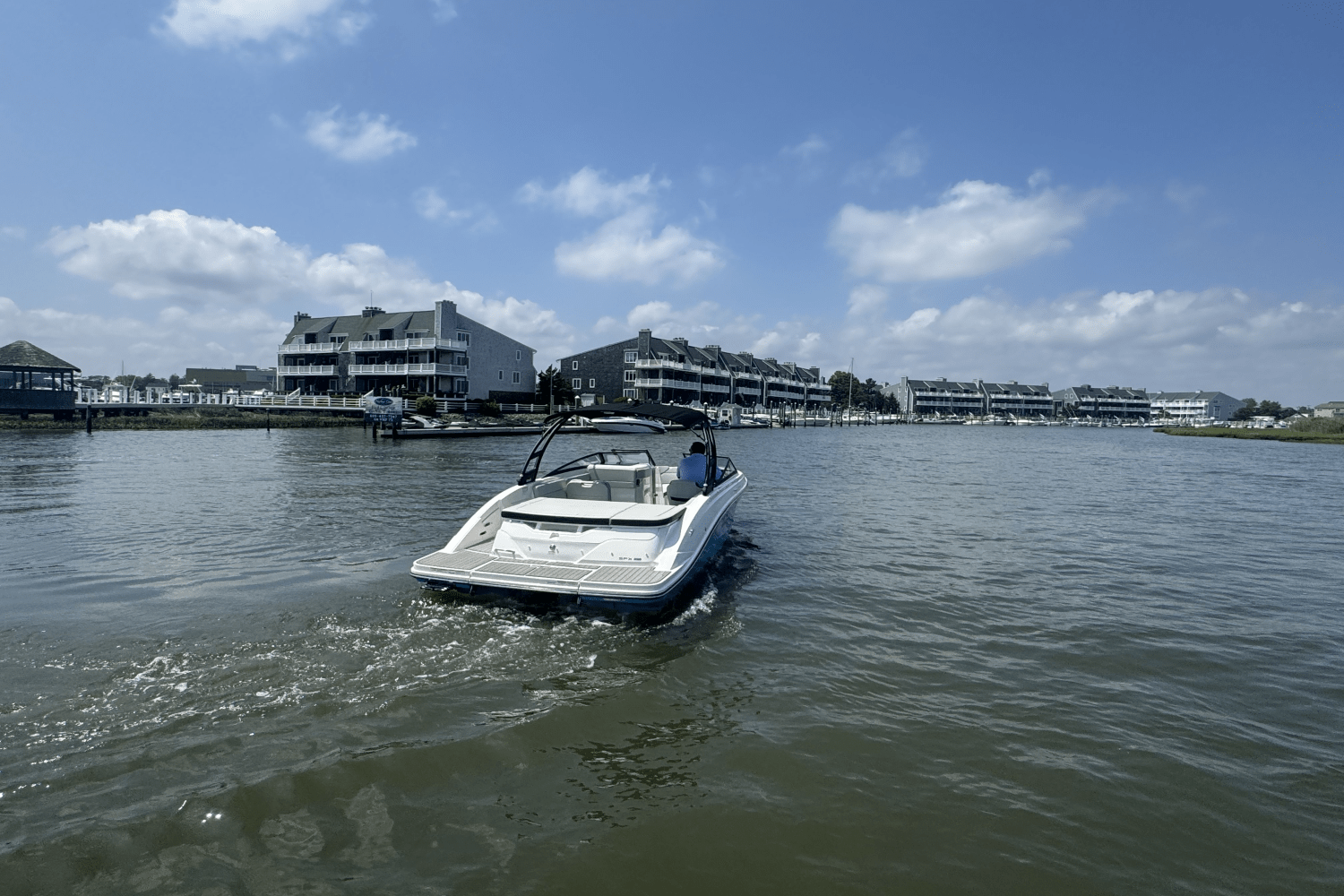 2025 Sea Ray SPX 230 Image Thumbnail #67